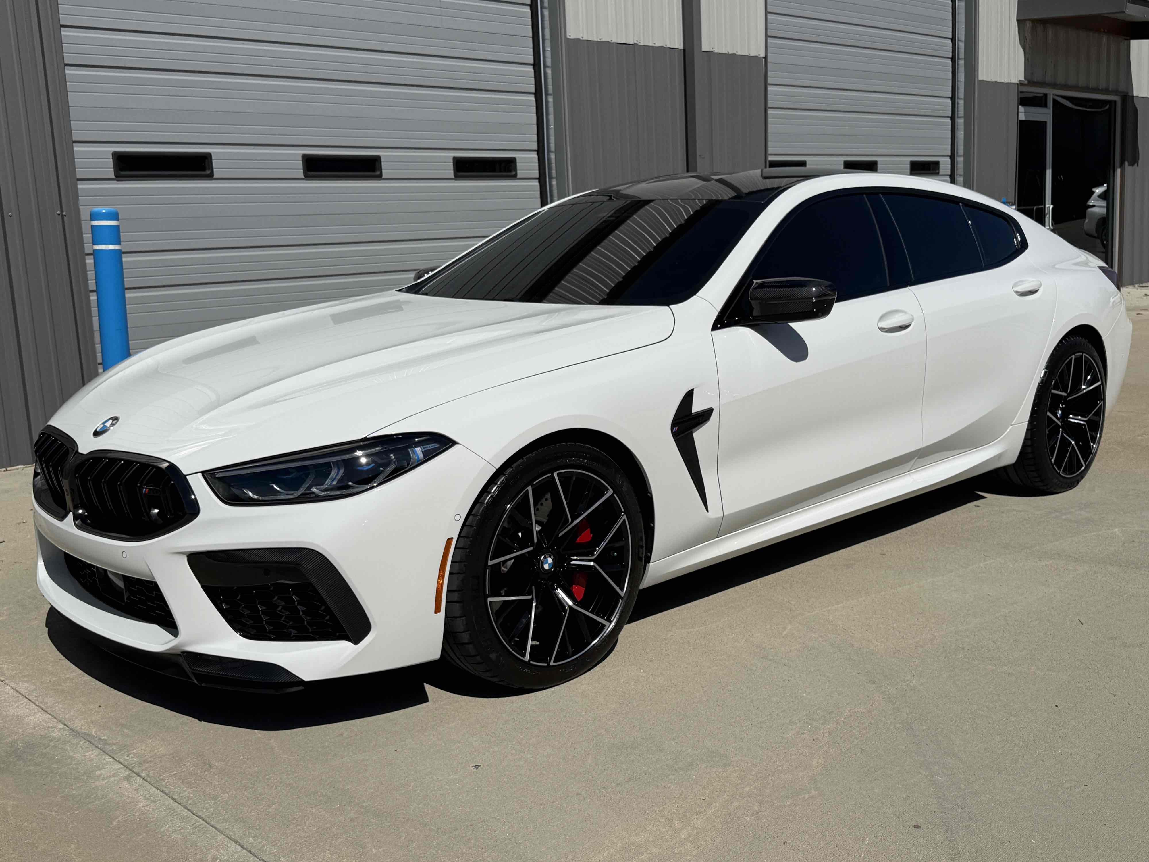 Photo 42 of this BMW M8