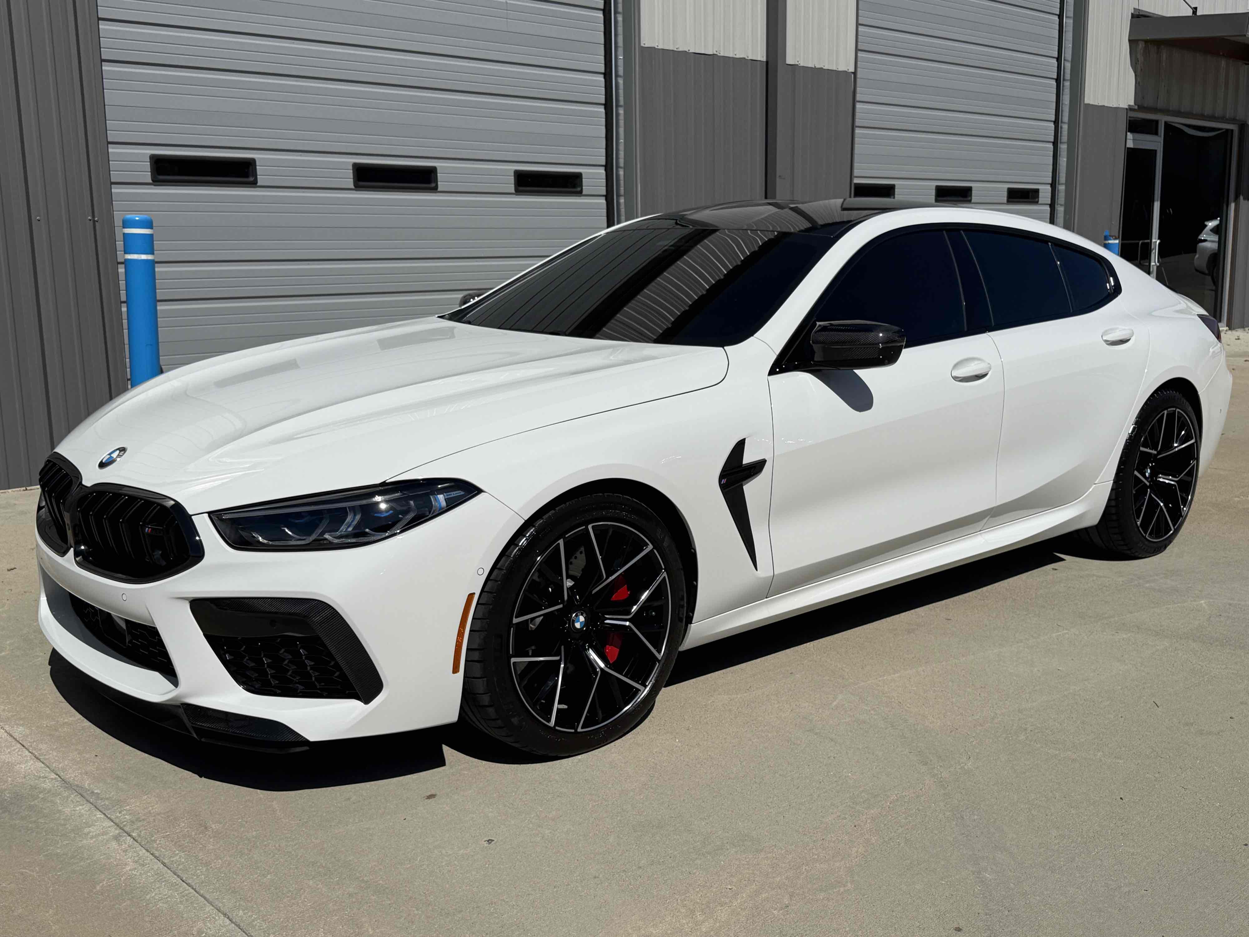 Photo 44 of this BMW M8