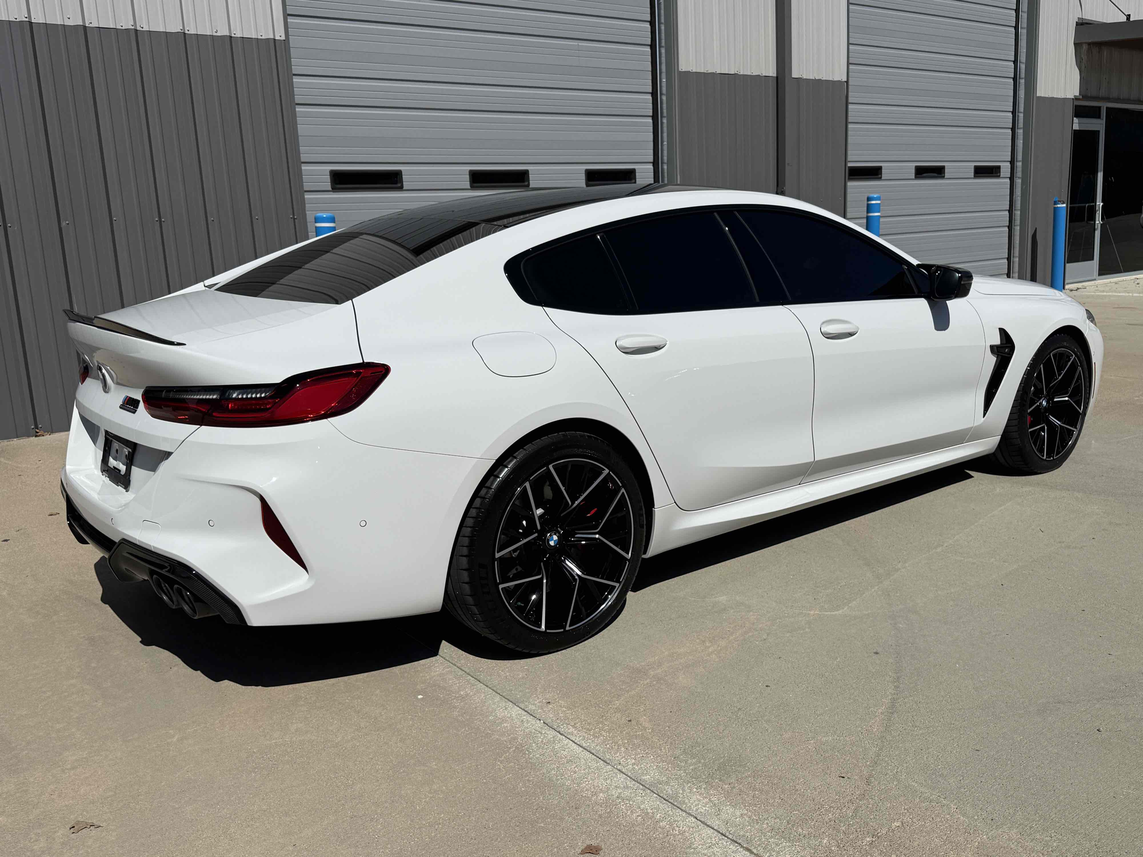 Photo 50 of this BMW M8