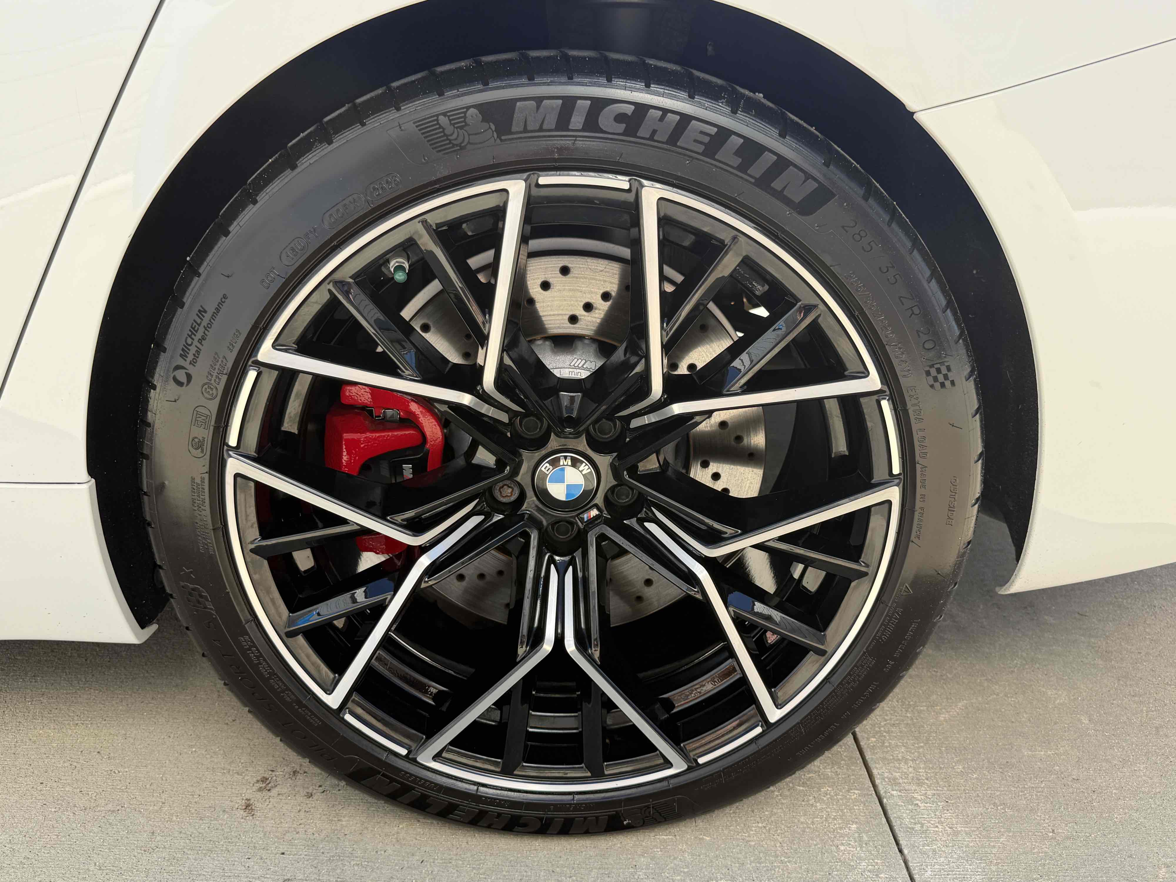Photo 54 of this BMW M8