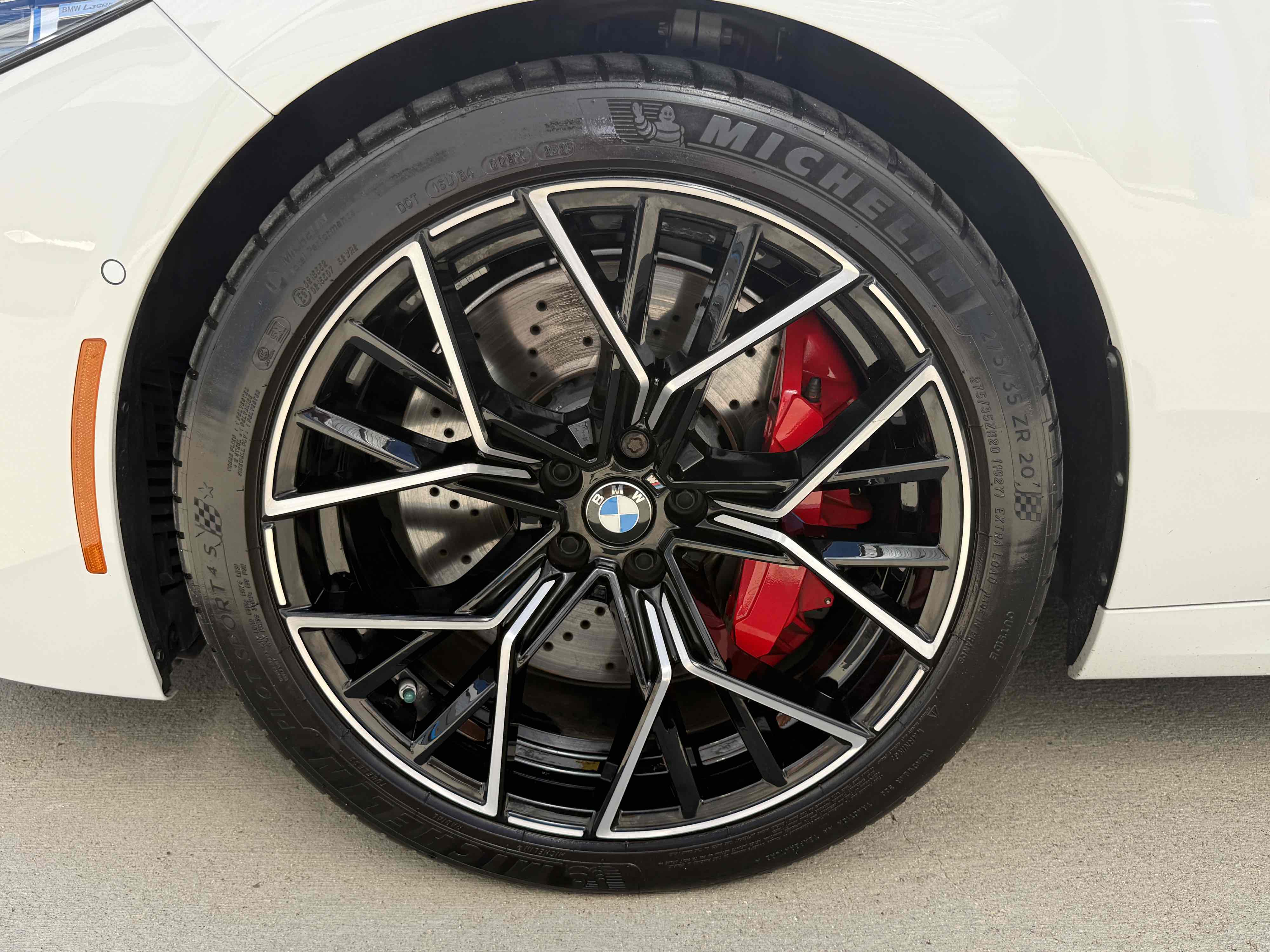 Photo 55 of this BMW M8