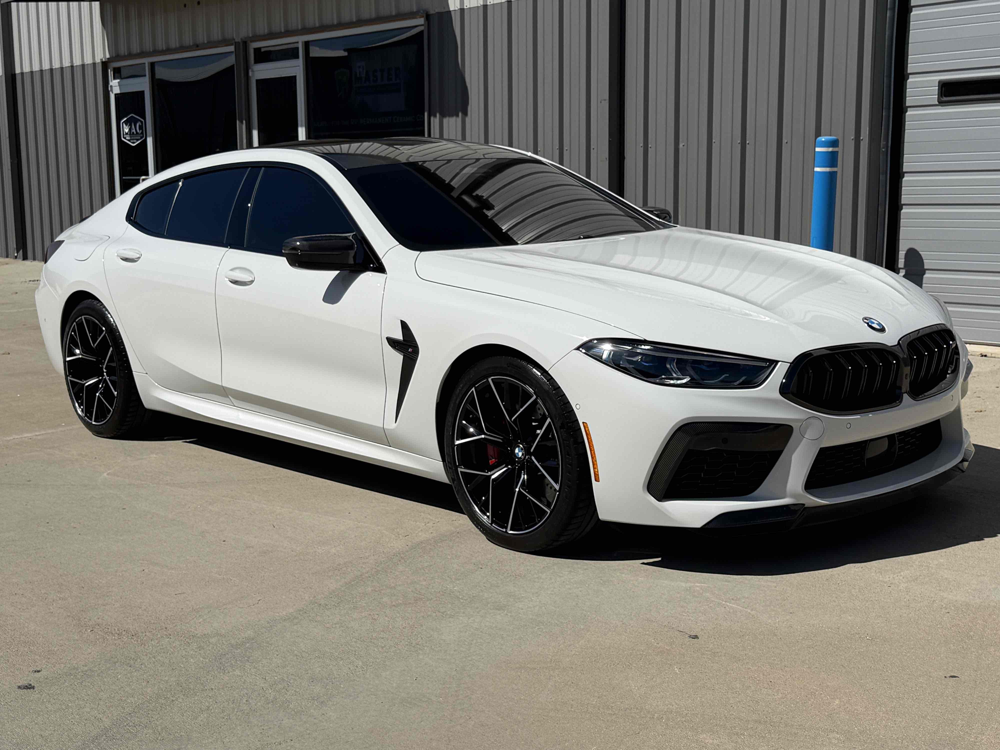 Photo 59 of this BMW M8