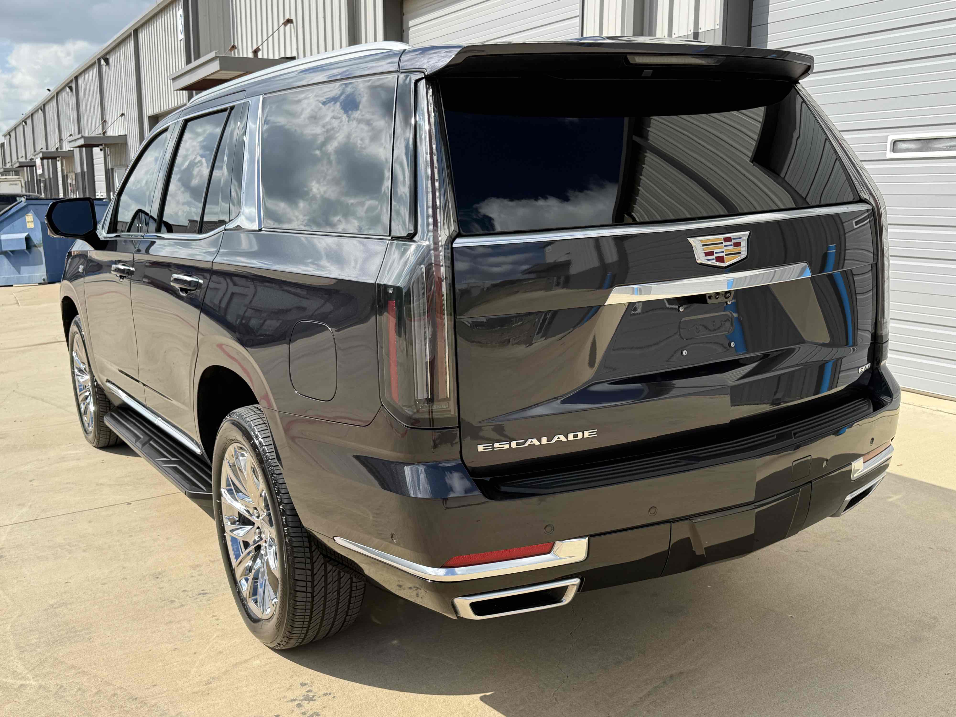 Photo 13 of this Cadillac Escalade