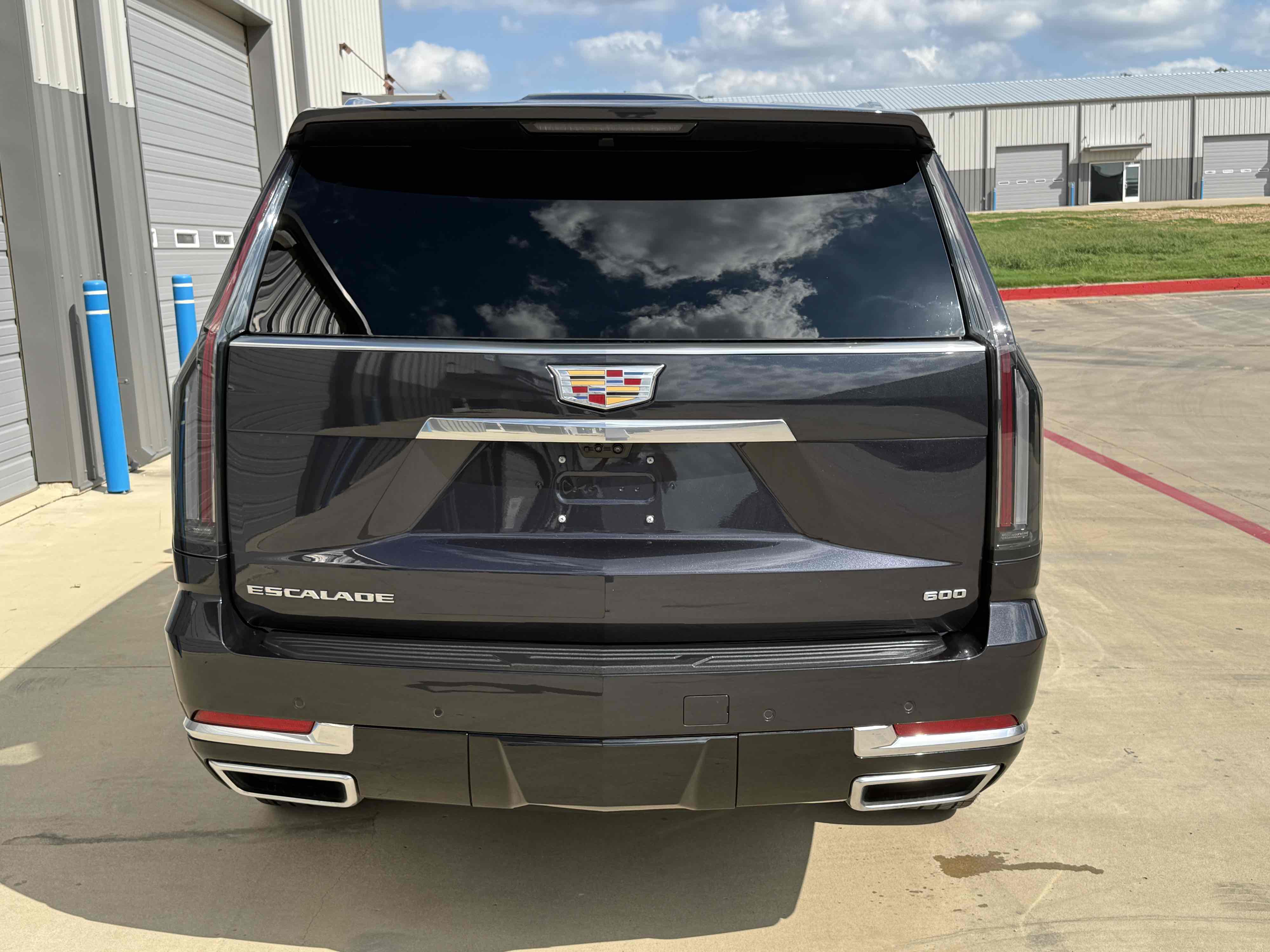 Photo 35 of this Cadillac Escalade