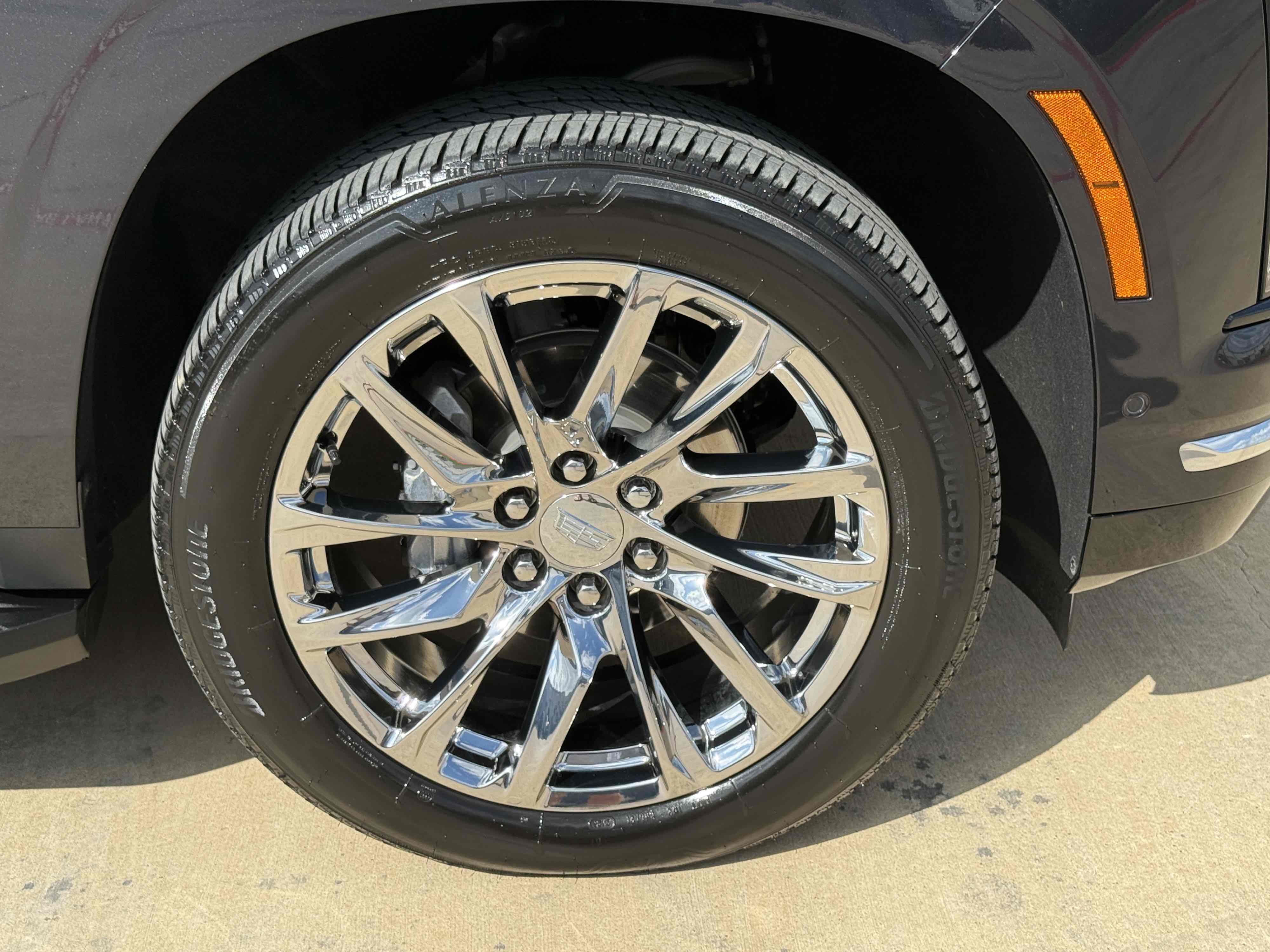 Photo 17 of this Cadillac Escalade