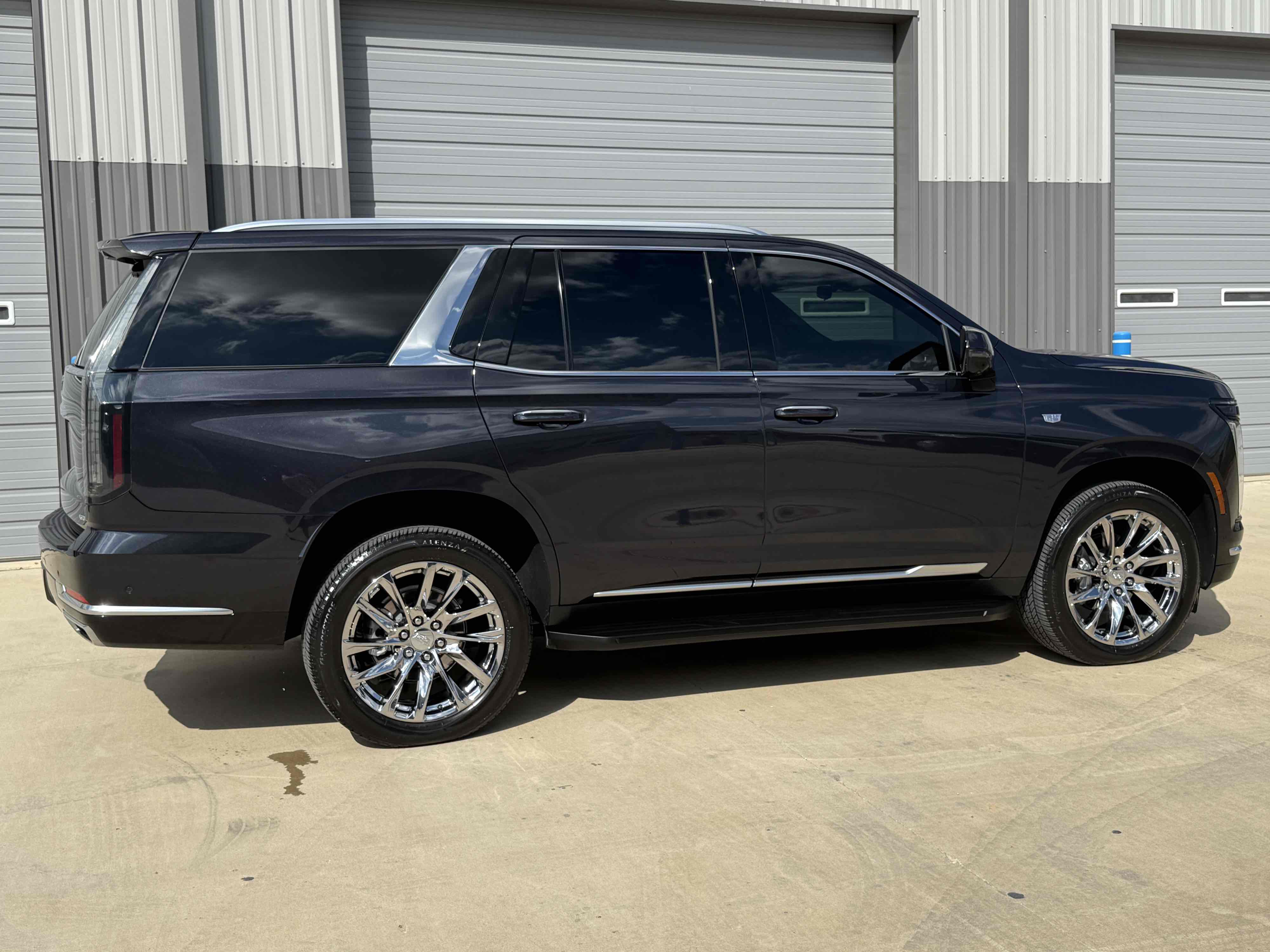Photo 36 of this Cadillac Escalade