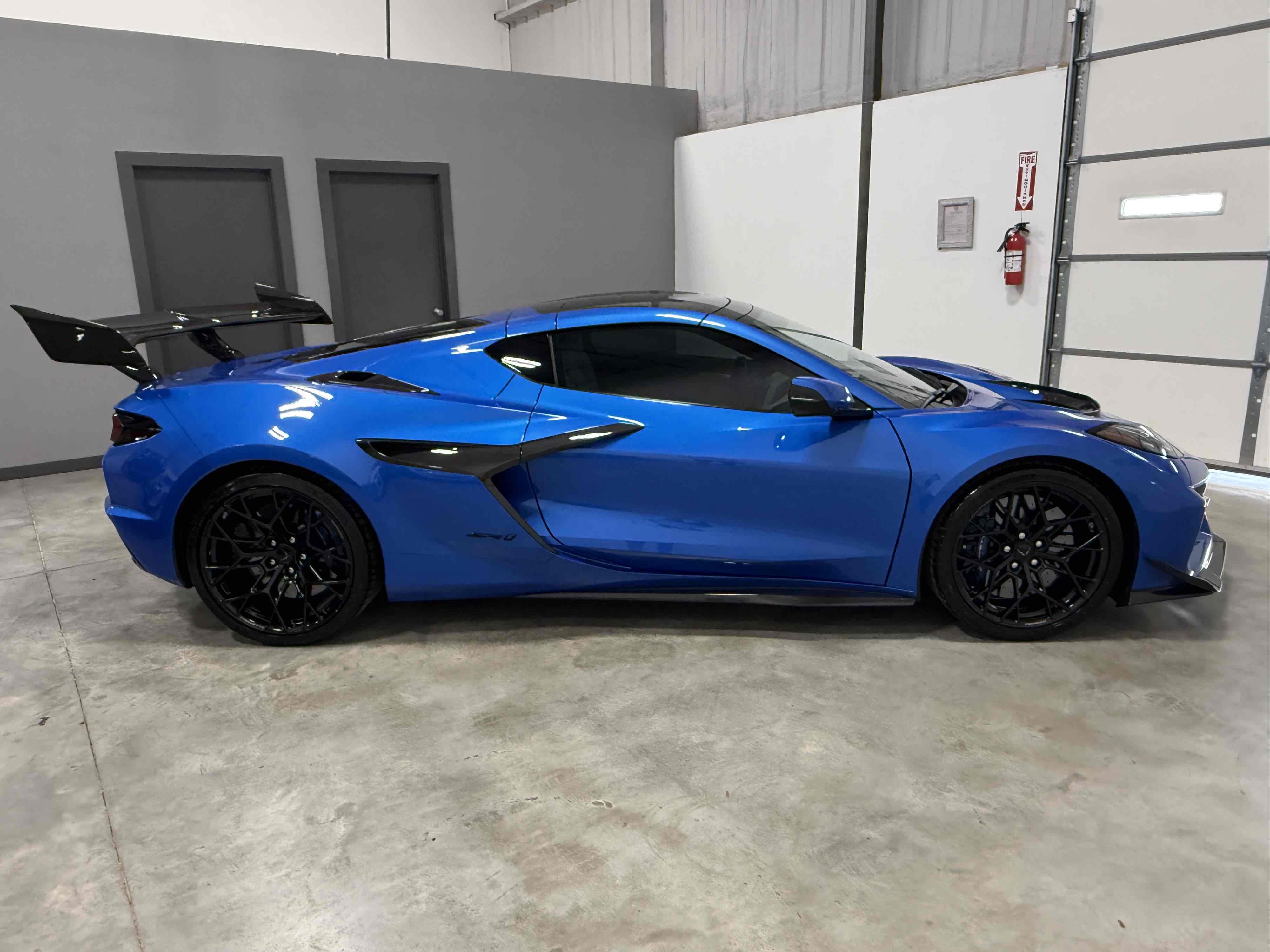 Photo 13 of this Chevrolet Corvette
