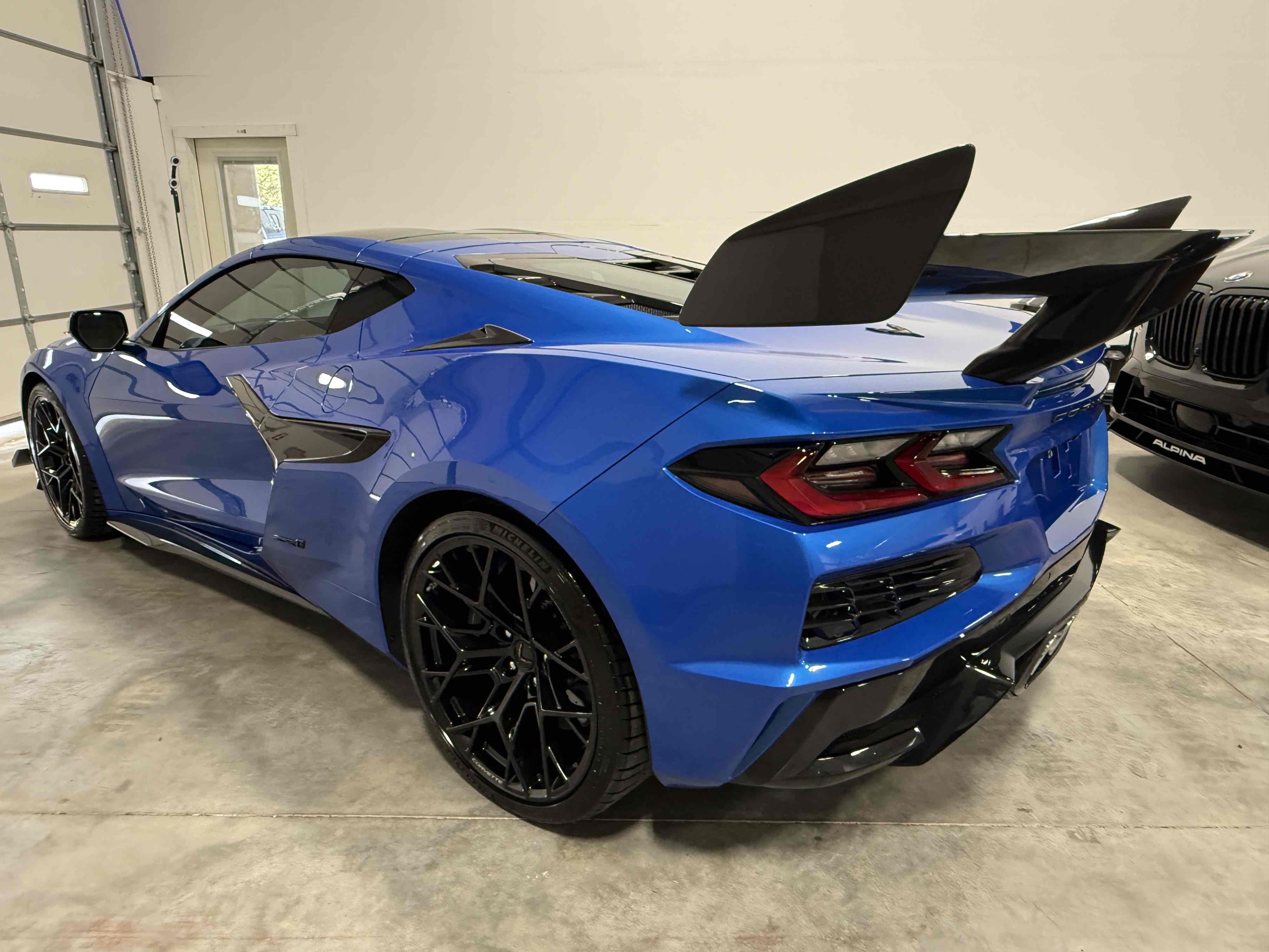 Photo 10 of this Chevrolet Corvette