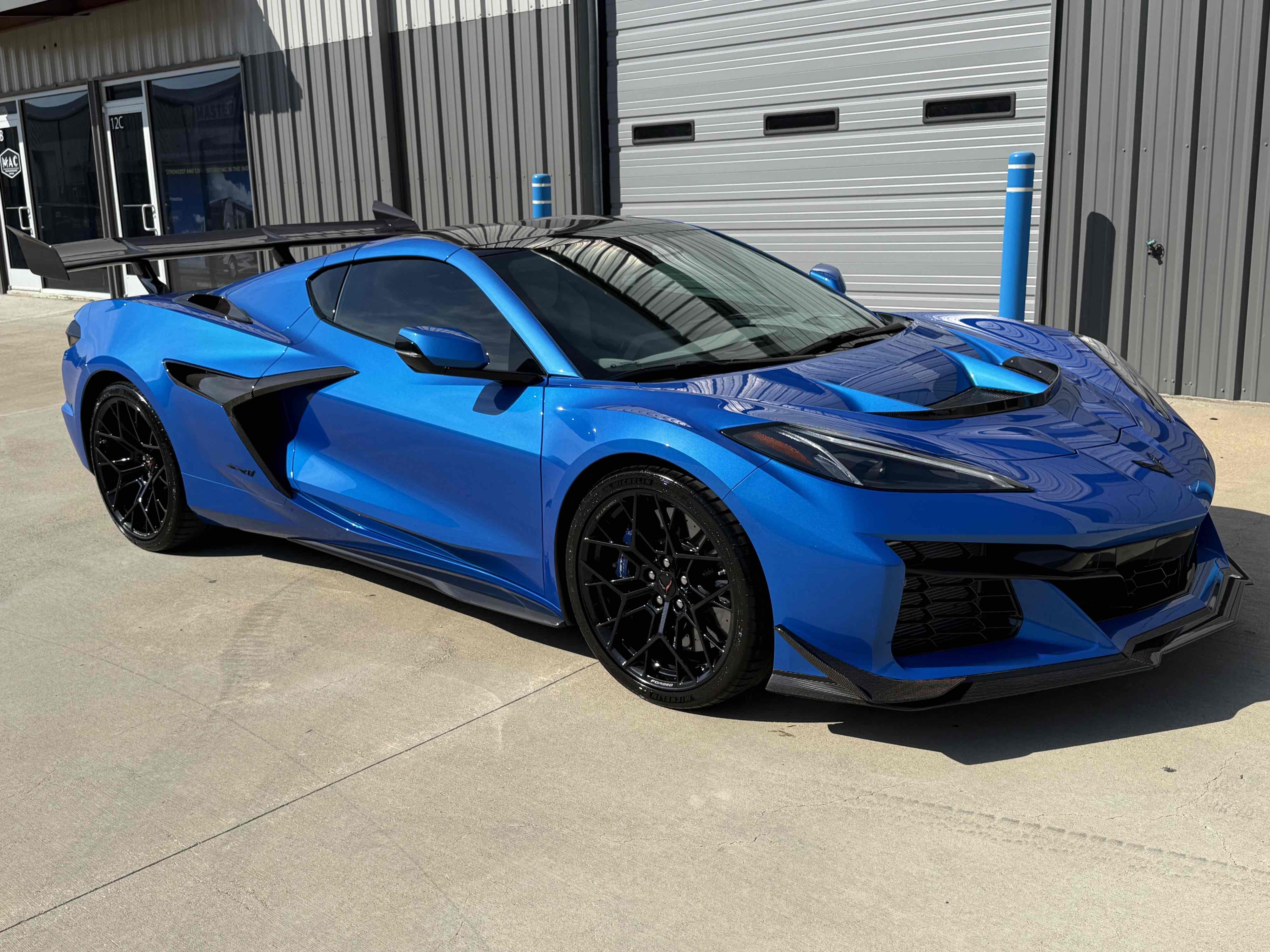 Photo 2 of this Chevrolet Corvette