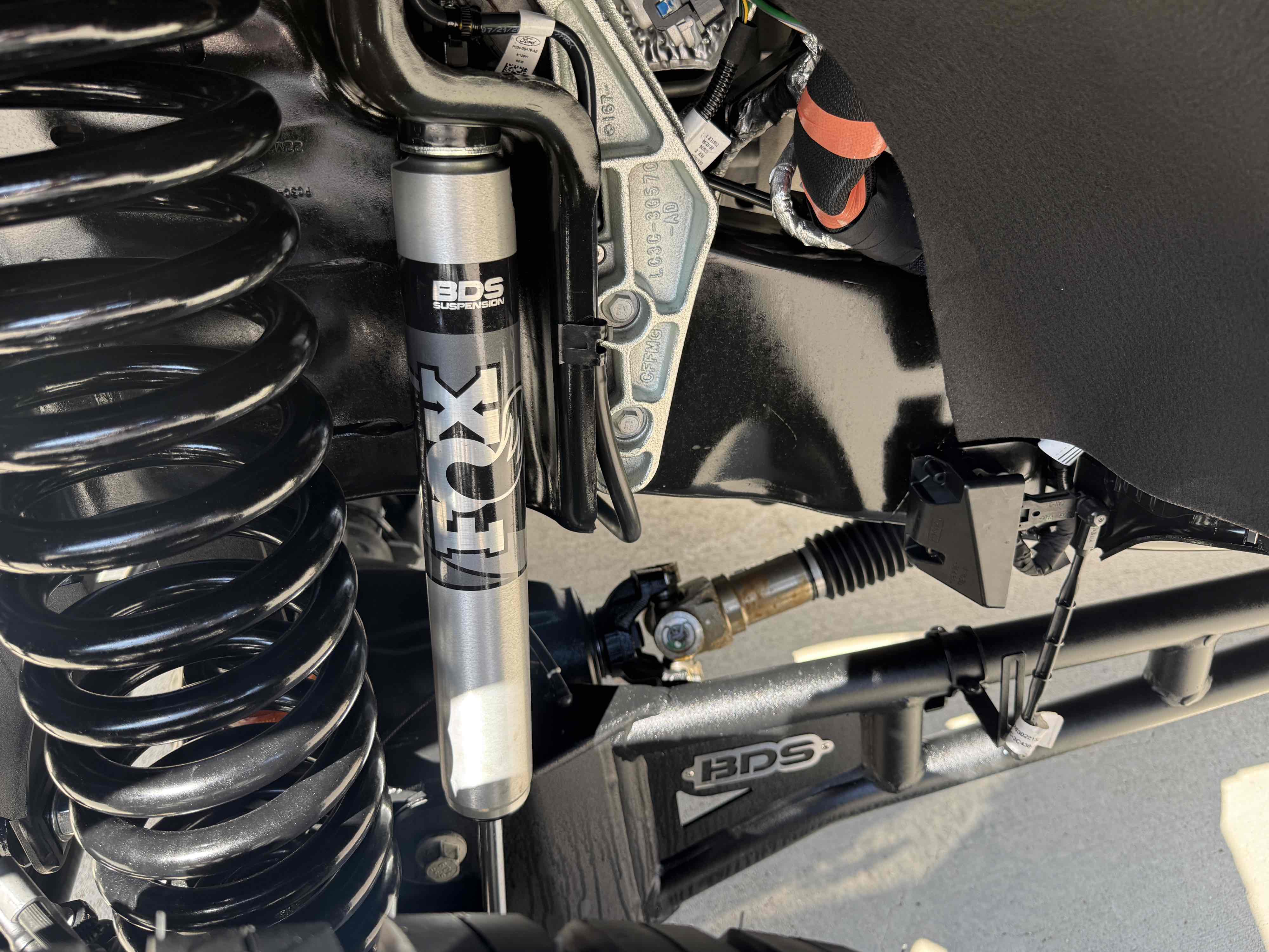 Photo 4 of this Ford Super Duty F-450 DRW