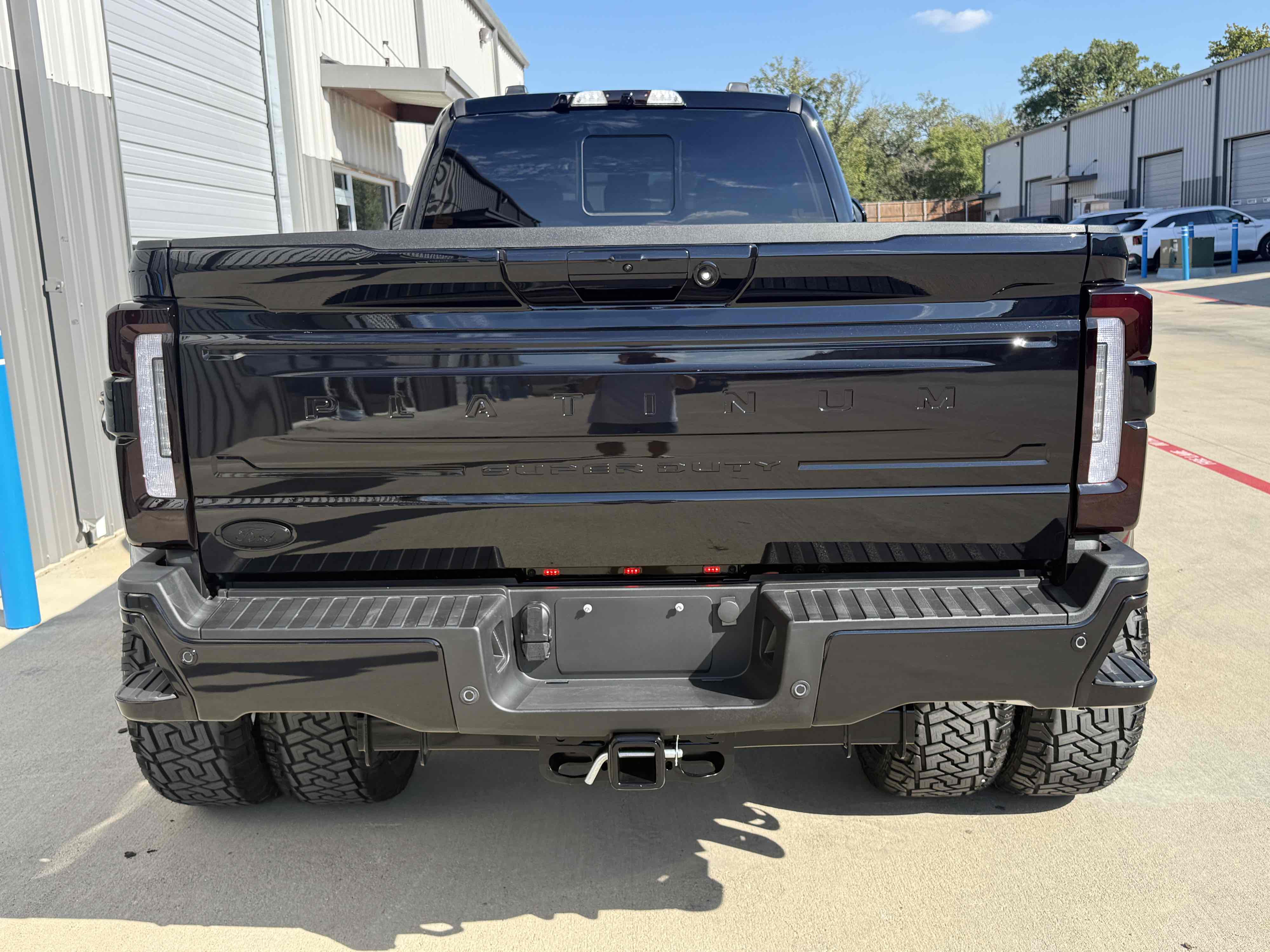 Photo 84 of this Ford Super Duty F-450 DRW