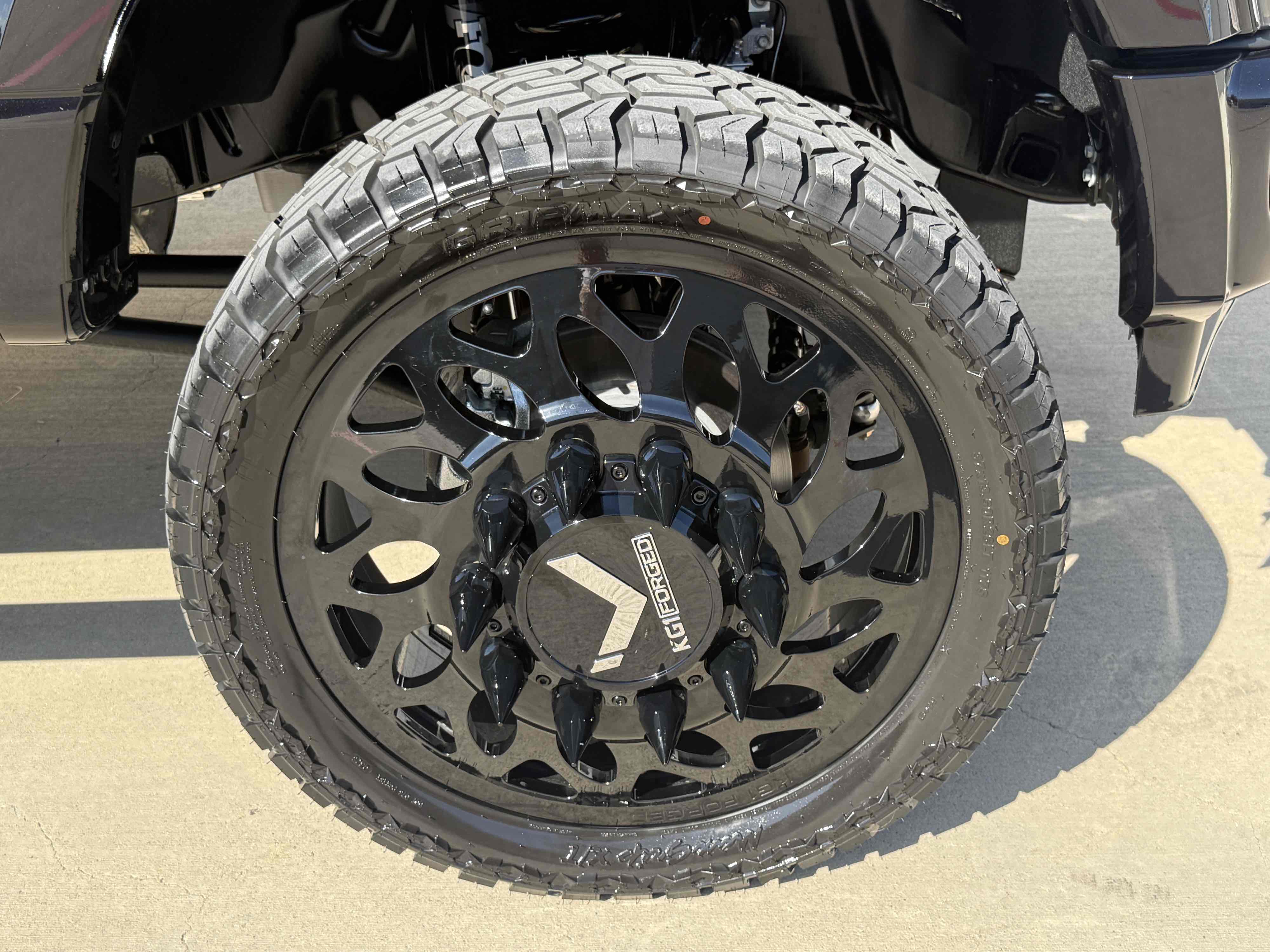 Photo 90 of this Ford Super Duty F-450 DRW