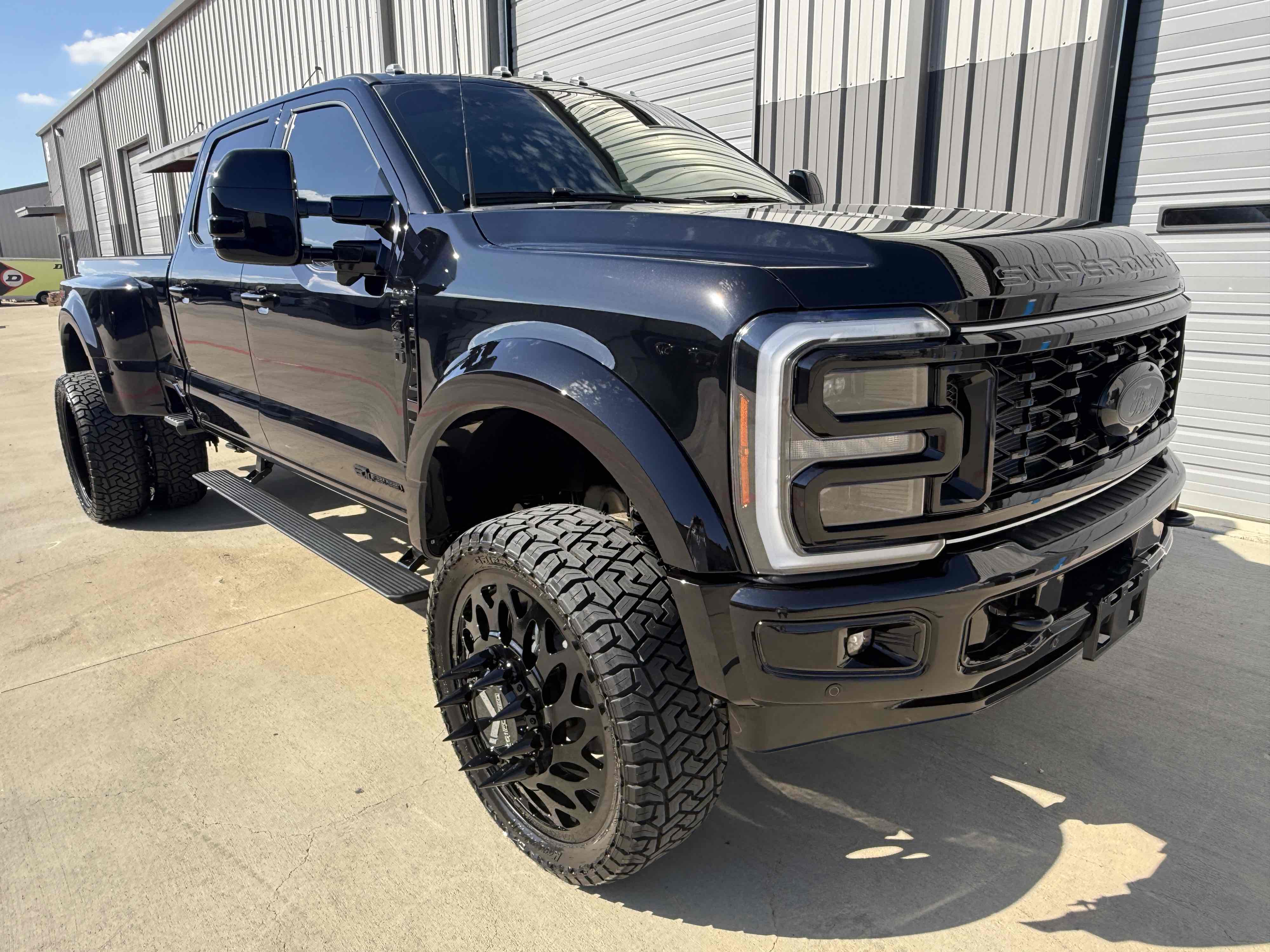 Photo 94 of this Ford Super Duty F-450 DRW