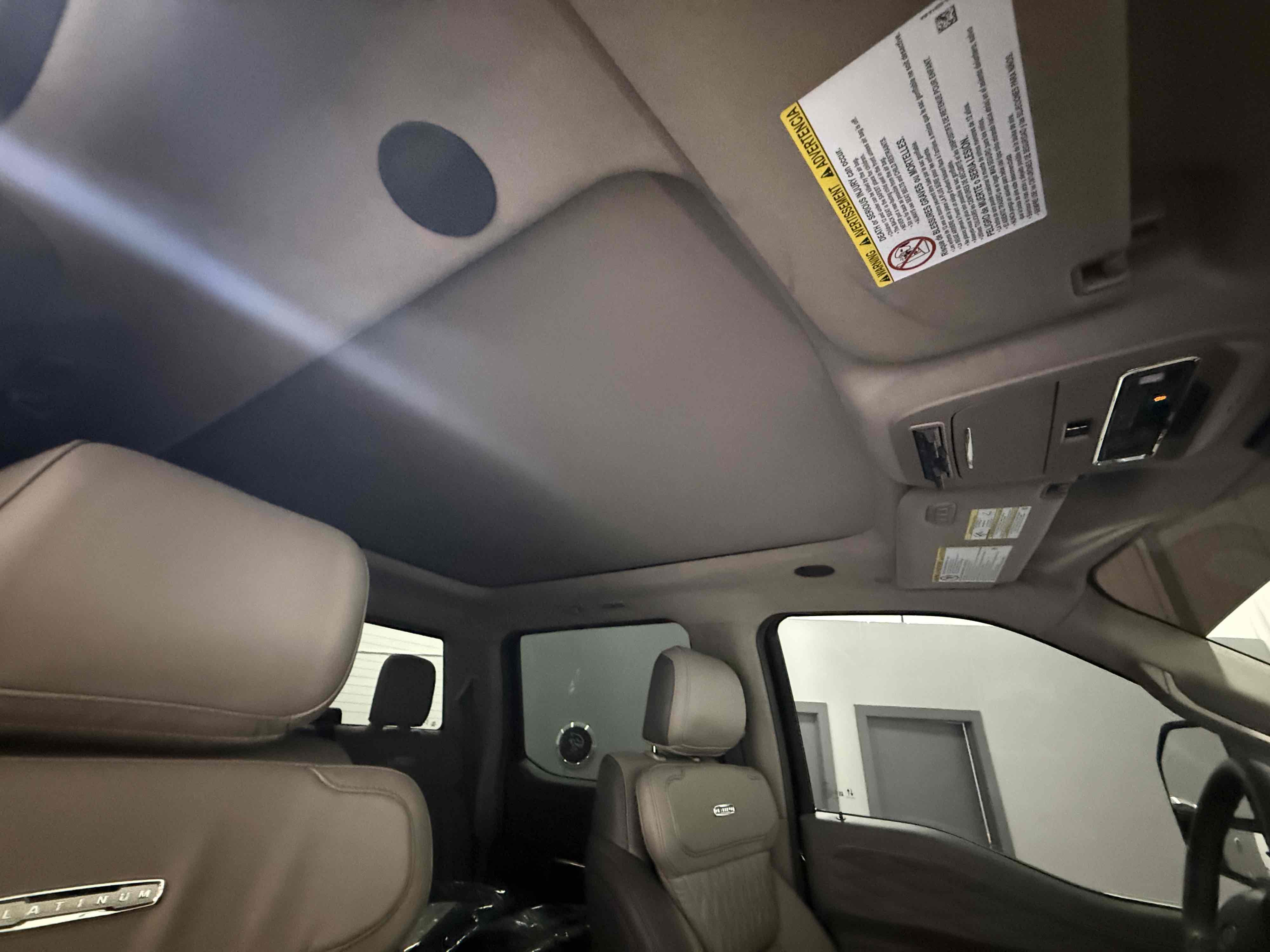Photo 124 of this Ford Super Duty F-450 DRW
