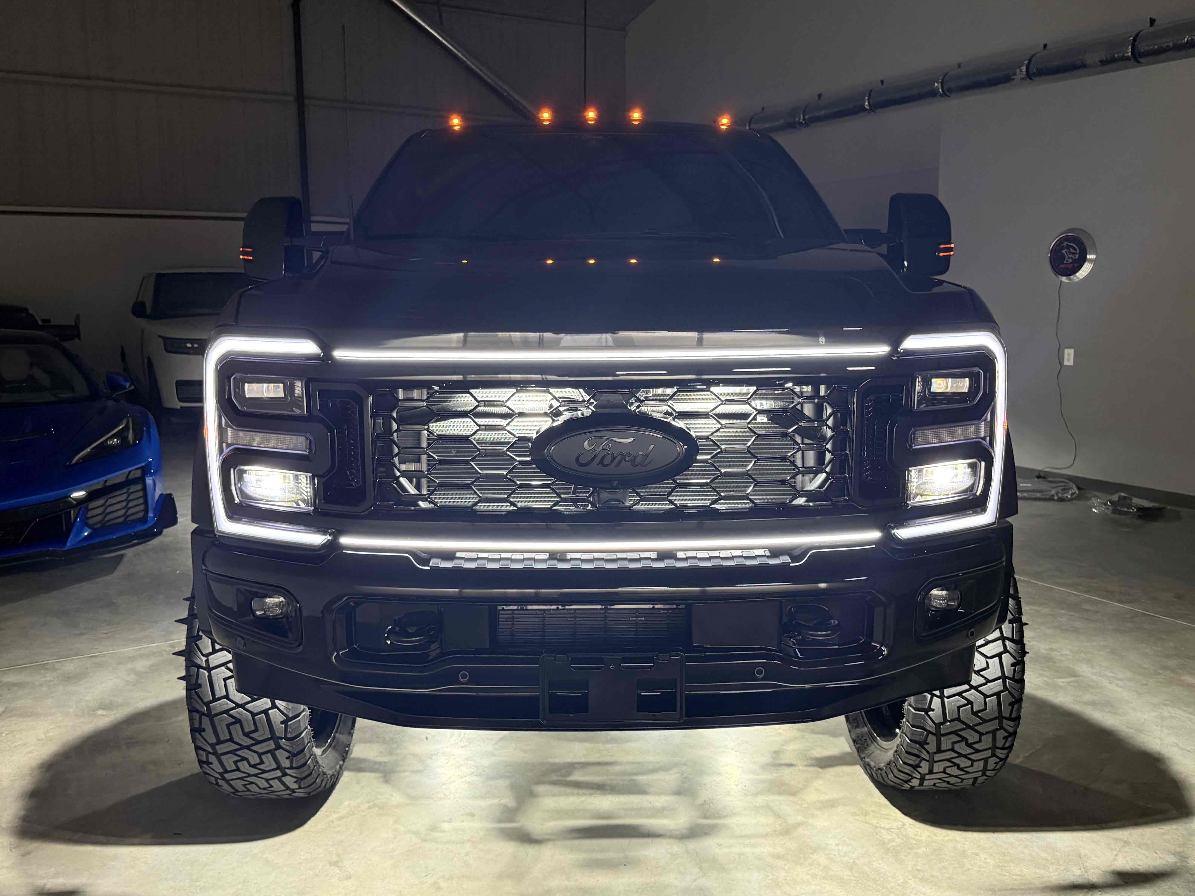 Photo 140 of this Ford Super Duty F-450 DRW