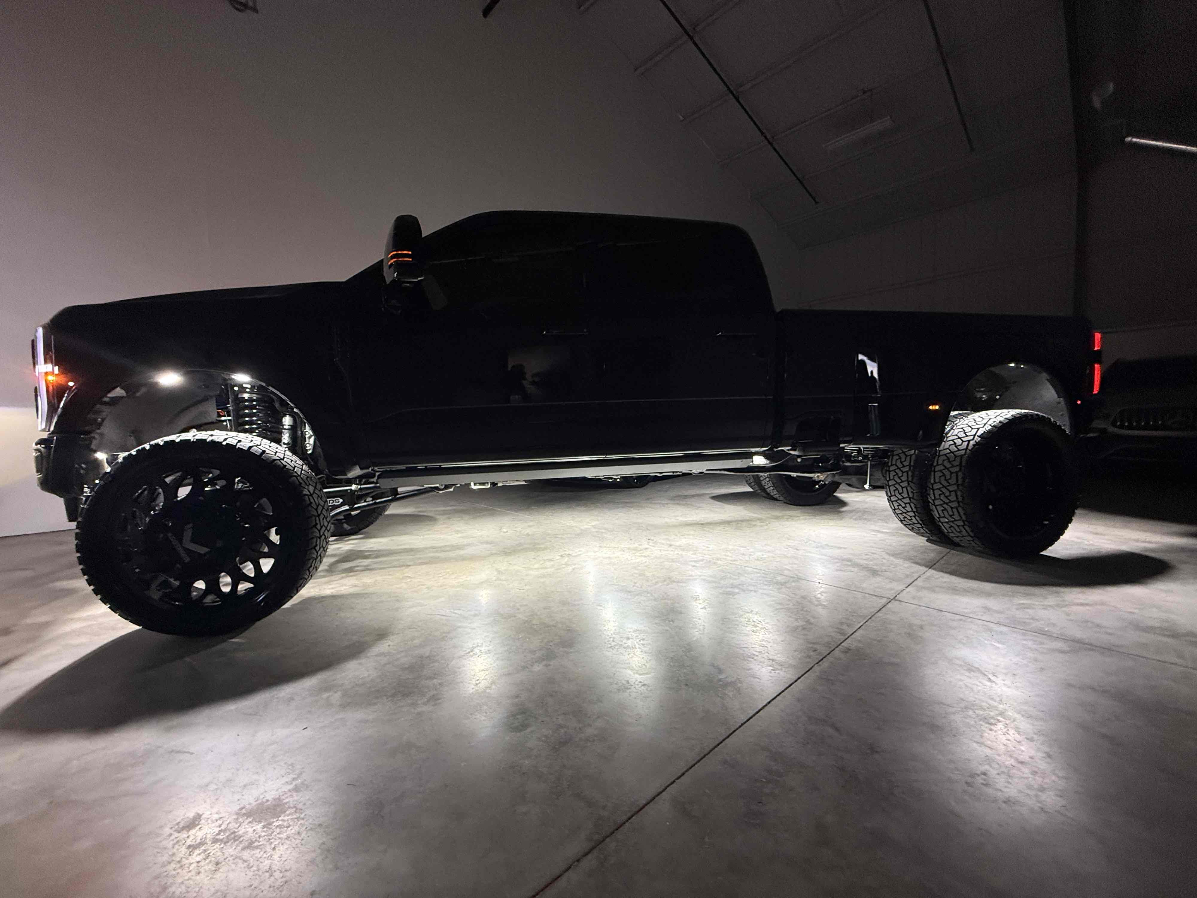 Photo 141 of this Ford Super Duty F-450 DRW