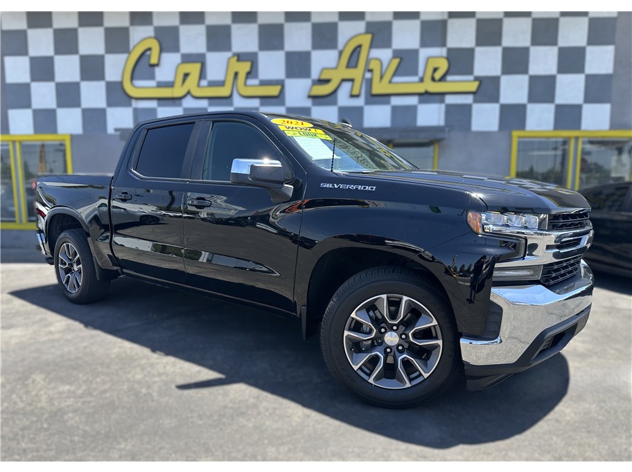 2021 Chevrolet Silverado 1500 LT Crew Cab Short Box's photo