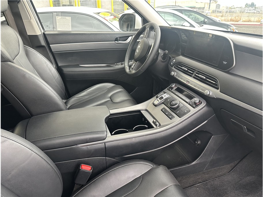 Photo 25 of this Hyundai Palisade