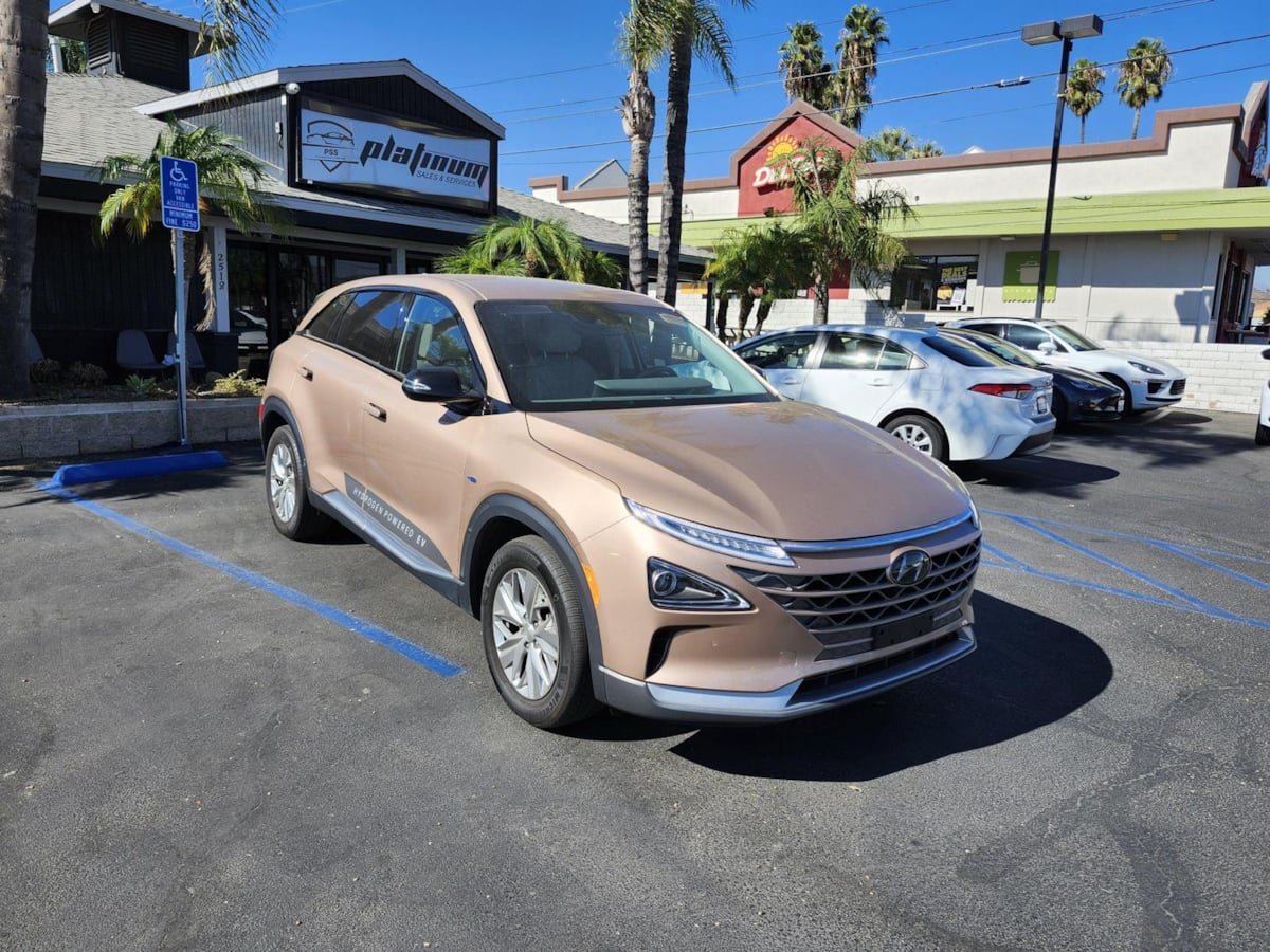 2021 Hyundai NEXO Blue