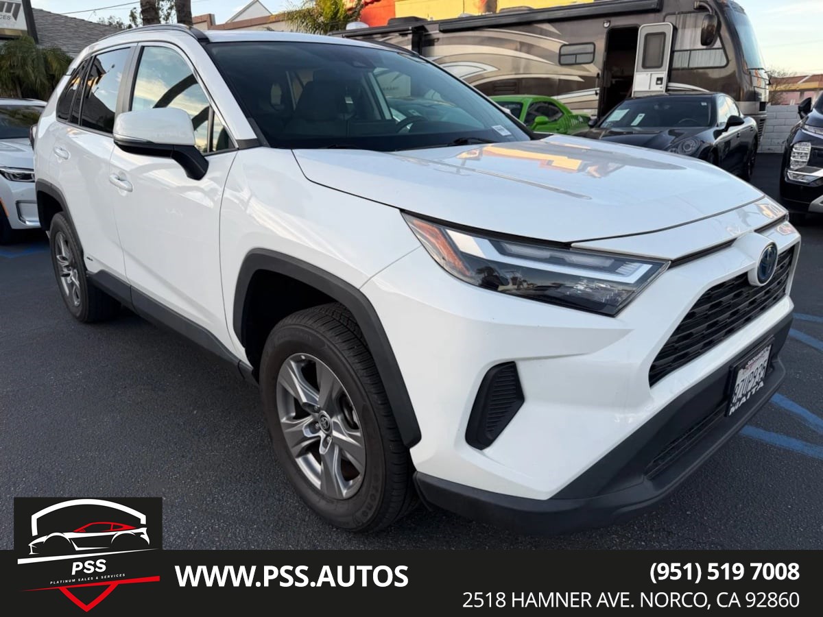 Toyota RAV4 Hybrid XLE AWD