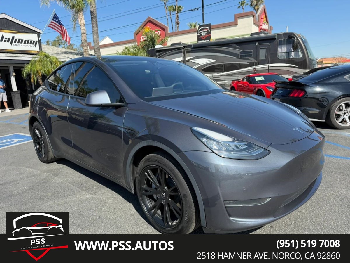 2020 Tesla Model Y Long Range Dual Motor All-Wheel Drive's photo
