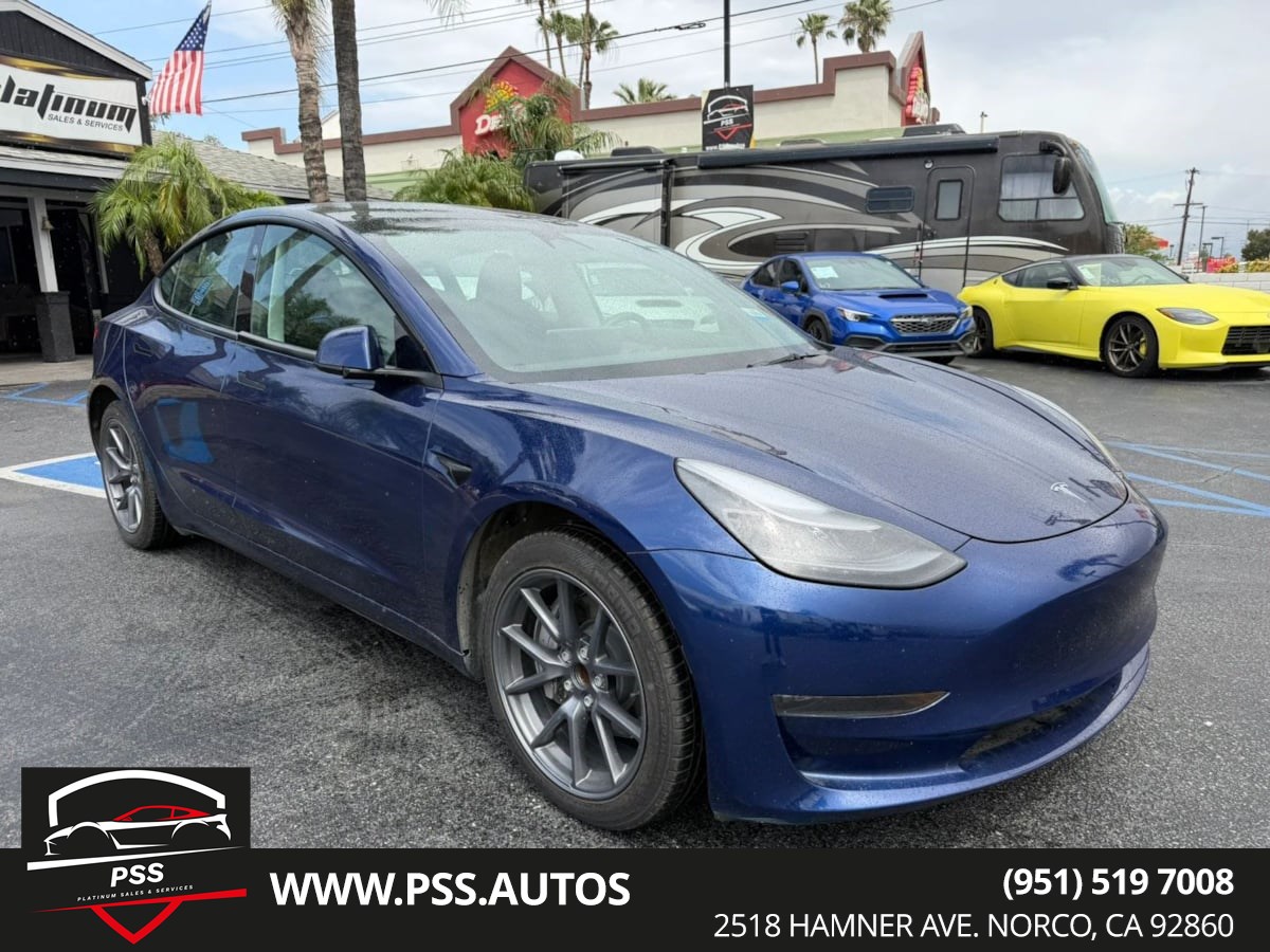2023 Tesla Model 3 -'s photo
