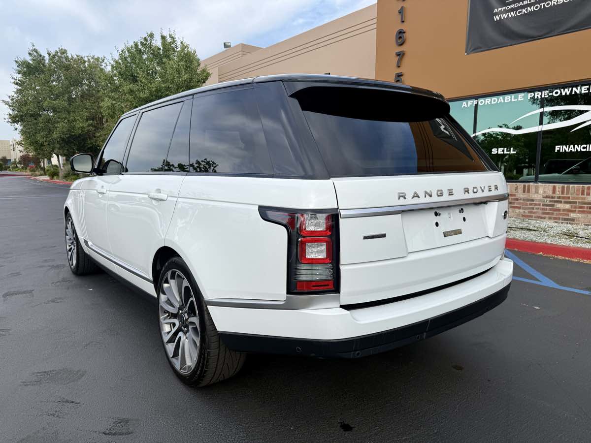 2016 Land Rover Range Rover SuperCharged photo 13