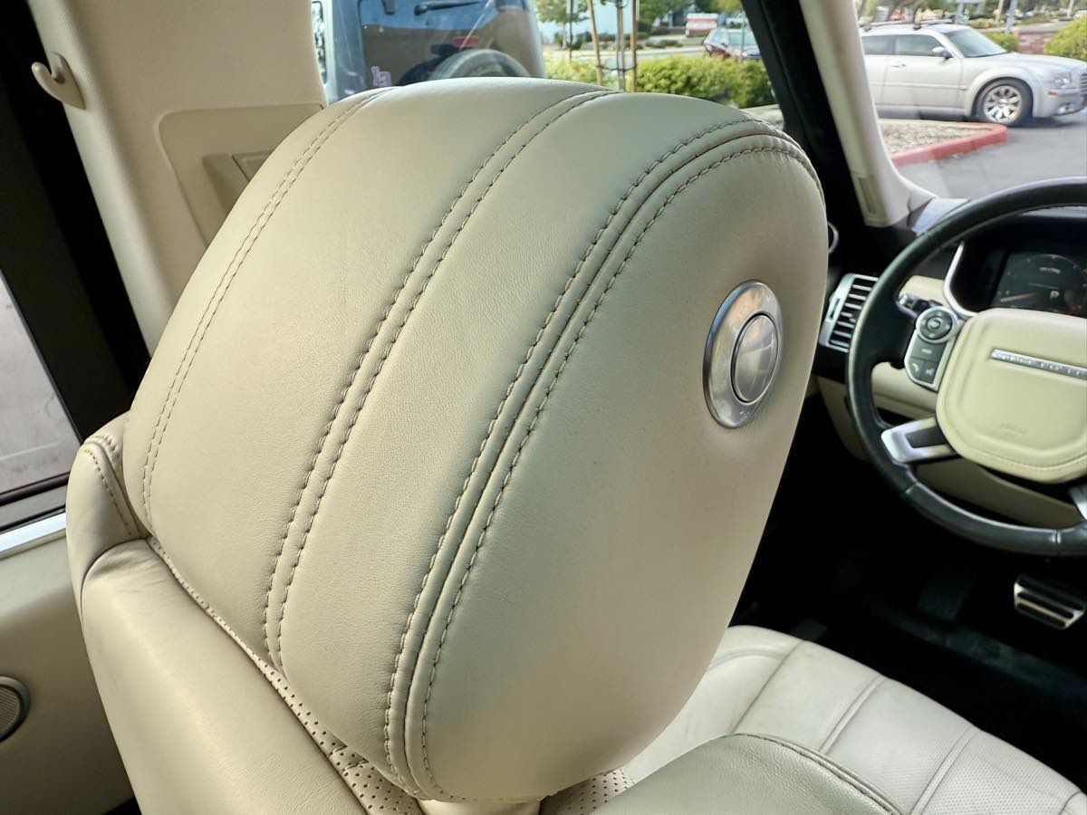 2016 Land Rover Range Rover SuperCharged photo 27