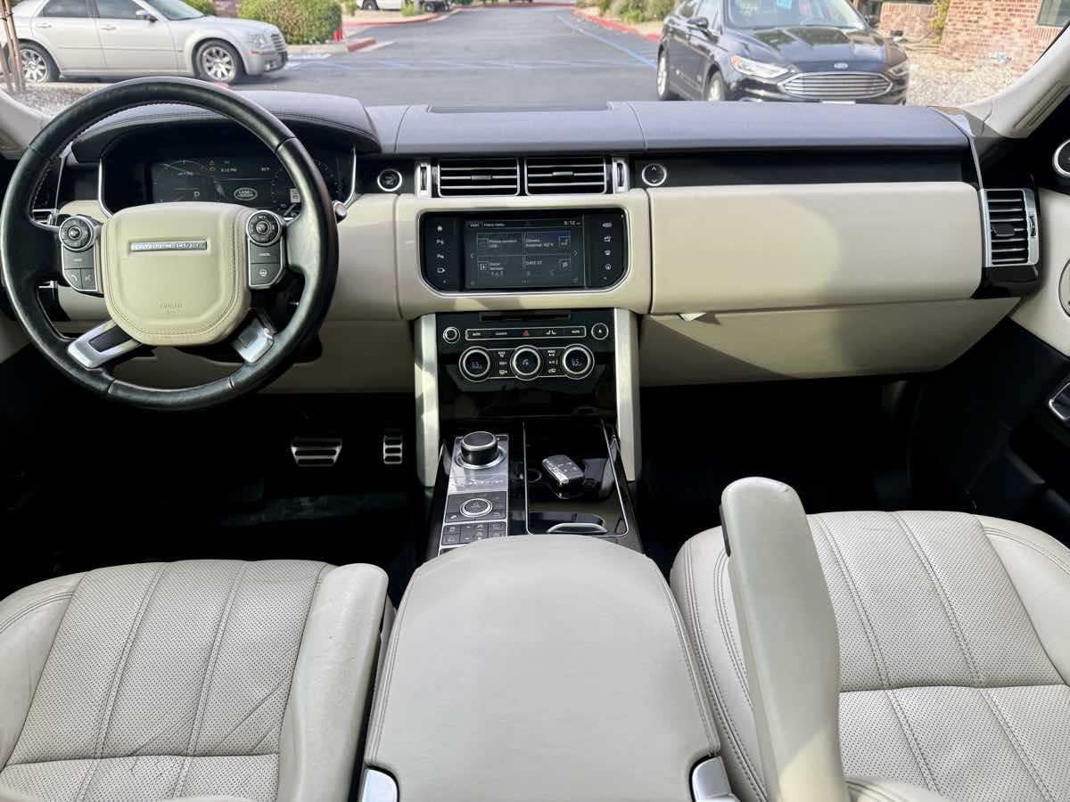 2016 Land Rover Range Rover SuperCharged photo 30