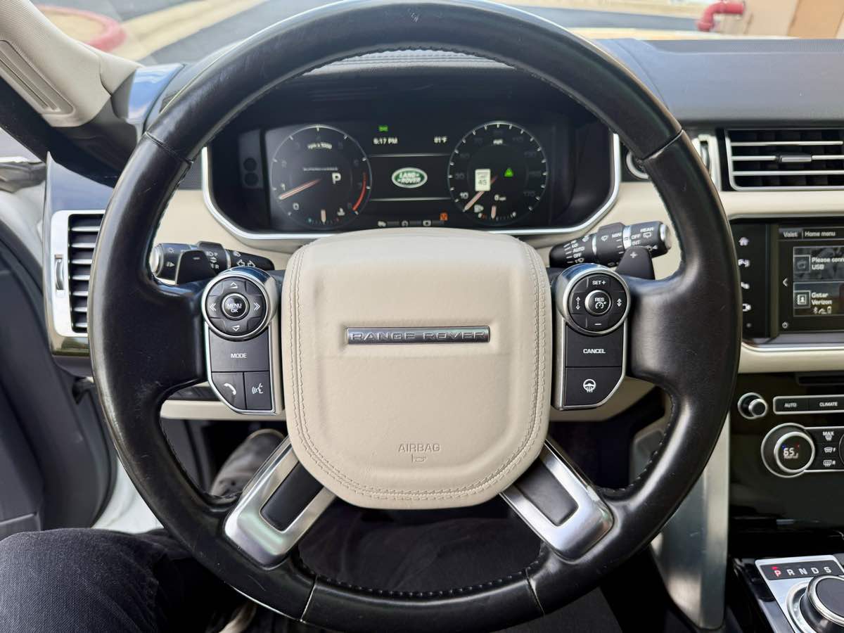 2016 Land Rover Range Rover SuperCharged photo 49