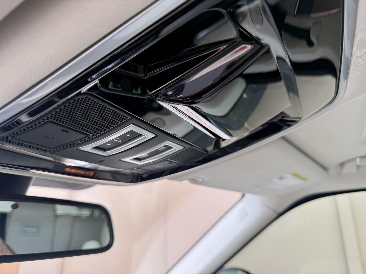 2016 Land Rover Range Rover SuperCharged photo 58