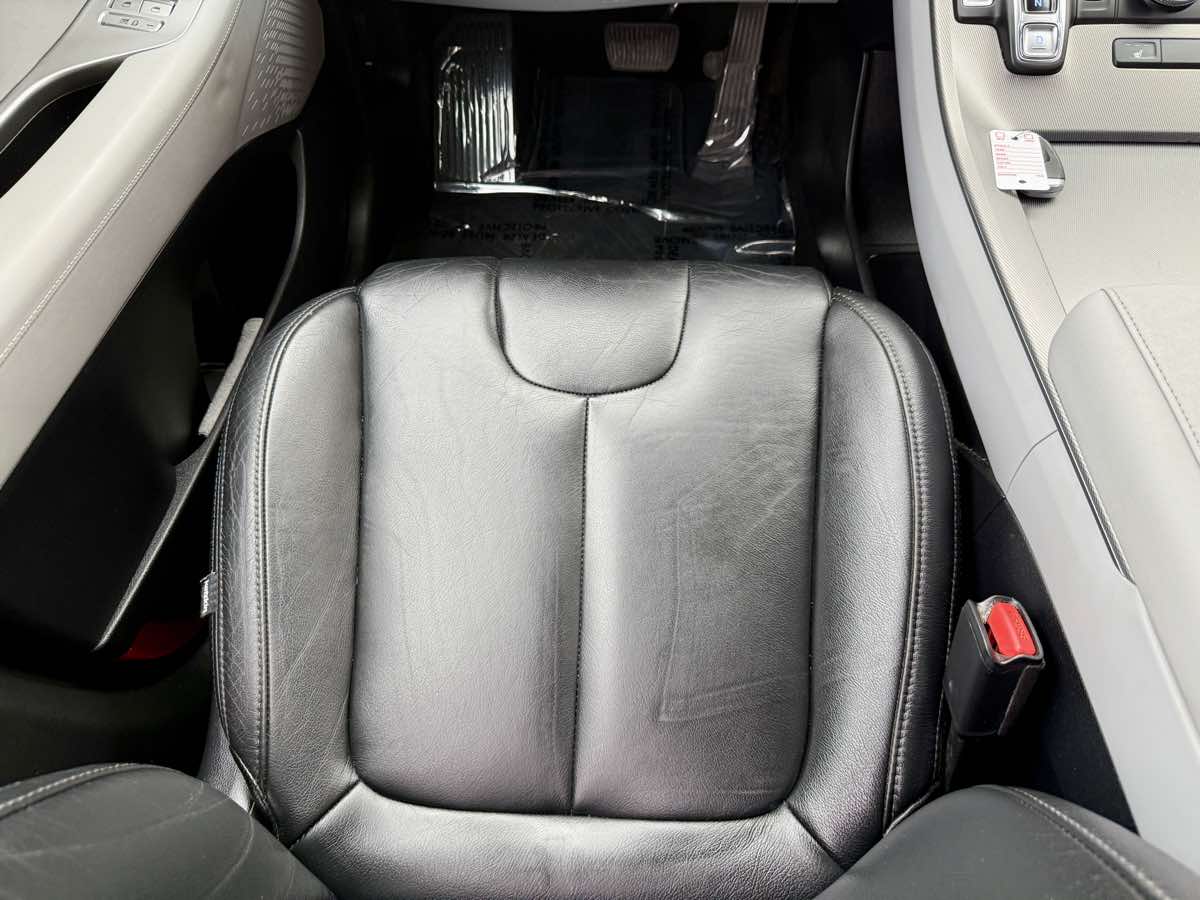 2020 Hyundai Palisade SEL photo 26