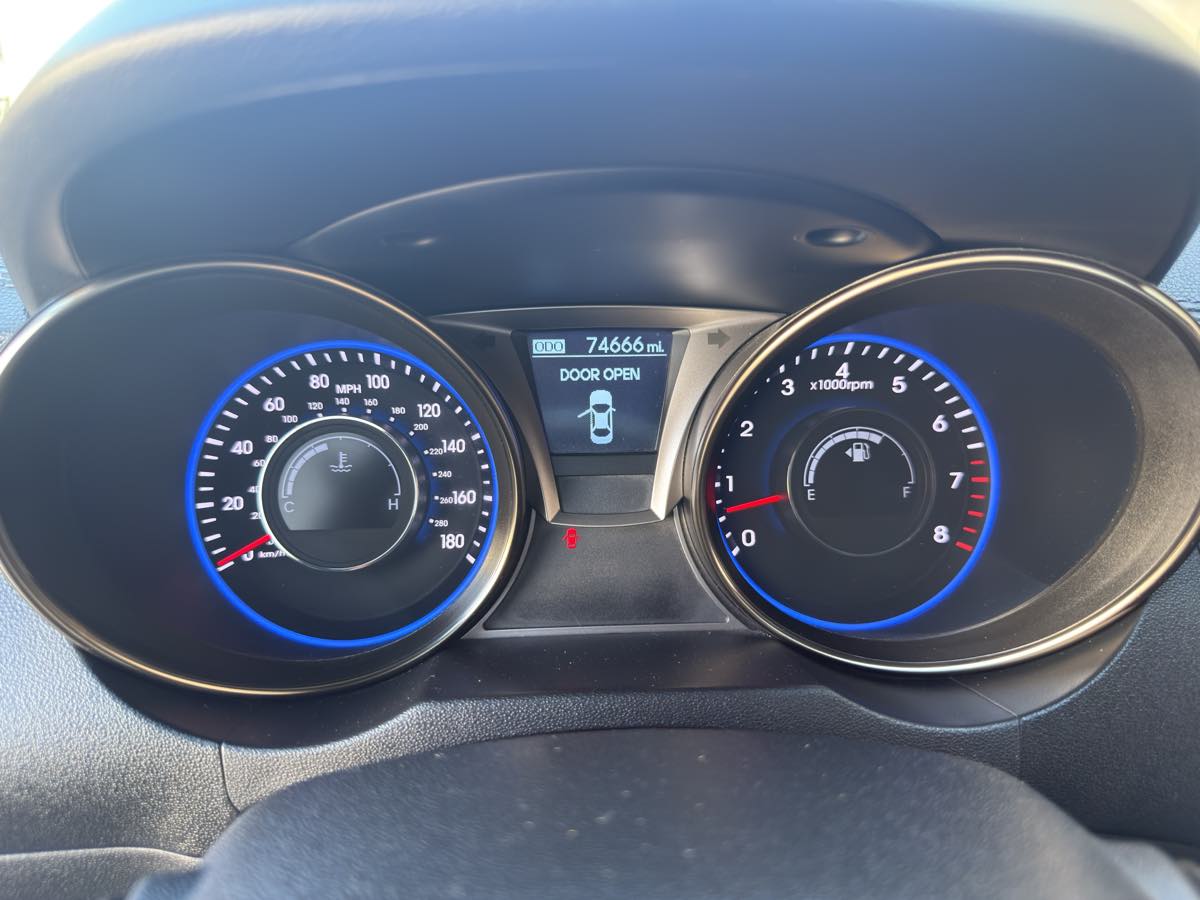 2014 Hyundai Genesis Coupe 3.8 Ultimate photo 24