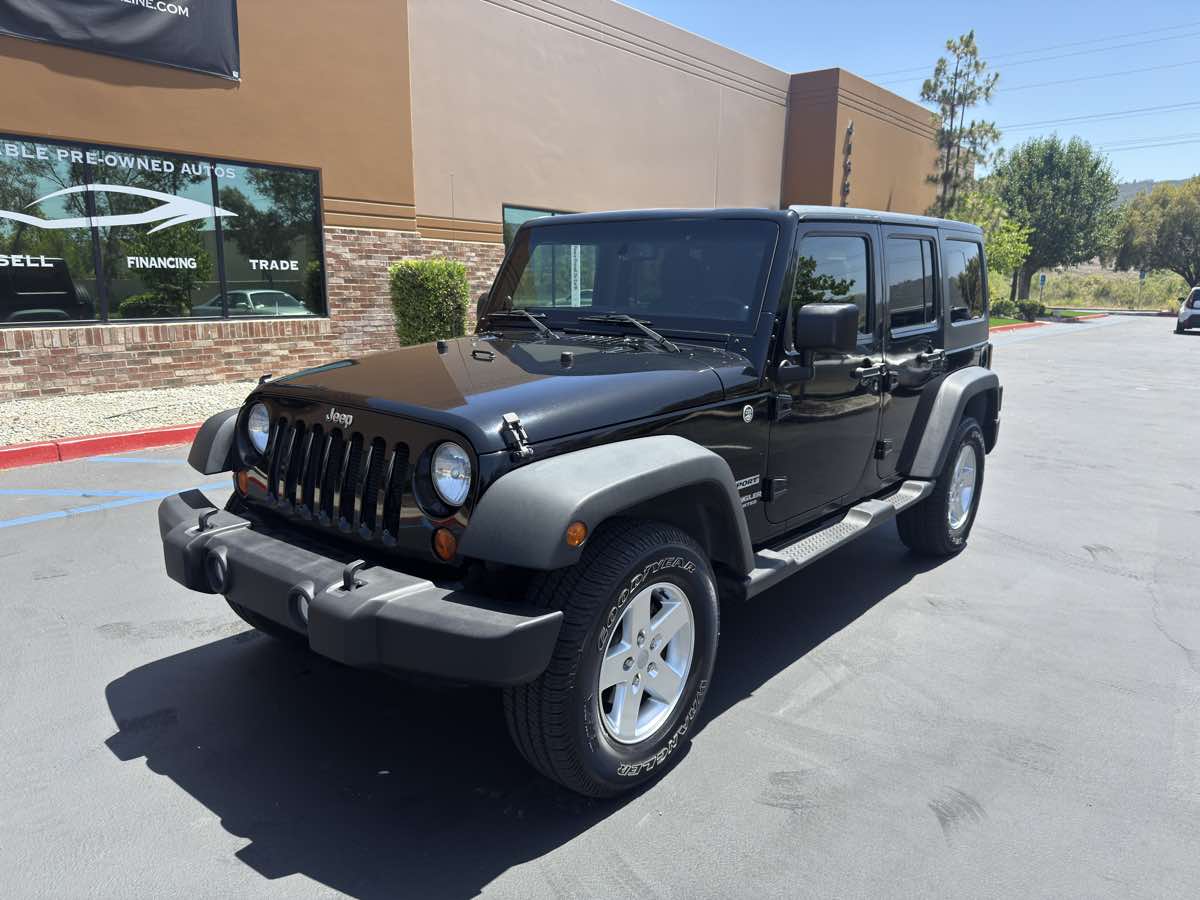2013 Jeep Wrangler Unlimited Sport photo 4