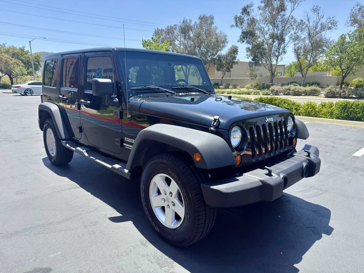 2013 Jeep Wrangler Unlimited Sport photo 6