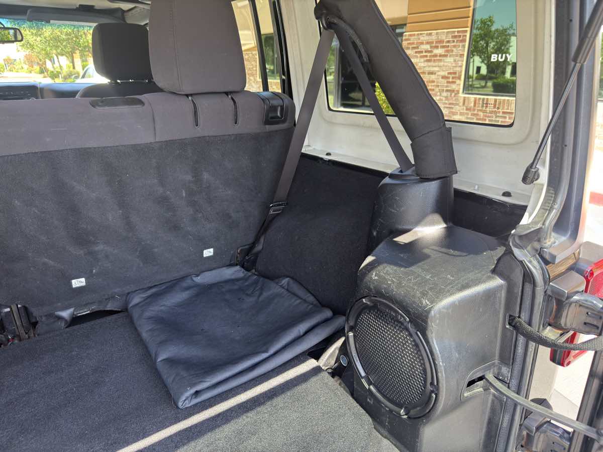 2013 Jeep Wrangler Unlimited Sport photo 53