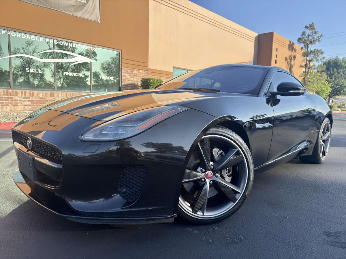 2018 Jaguar F-TYPE Base photo 12