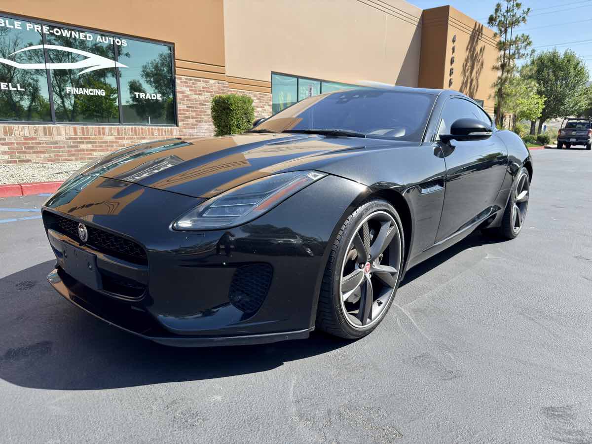 2018 Jaguar F-TYPE Base photo 4