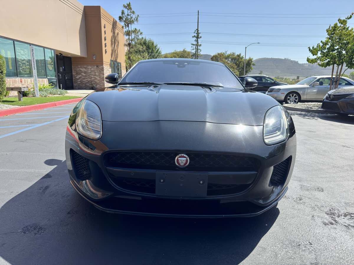 2018 Jaguar F-TYPE Base photo 6