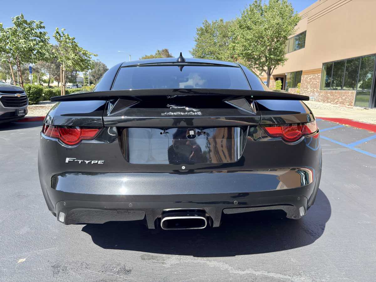 2018 Jaguar F-TYPE Base photo 10