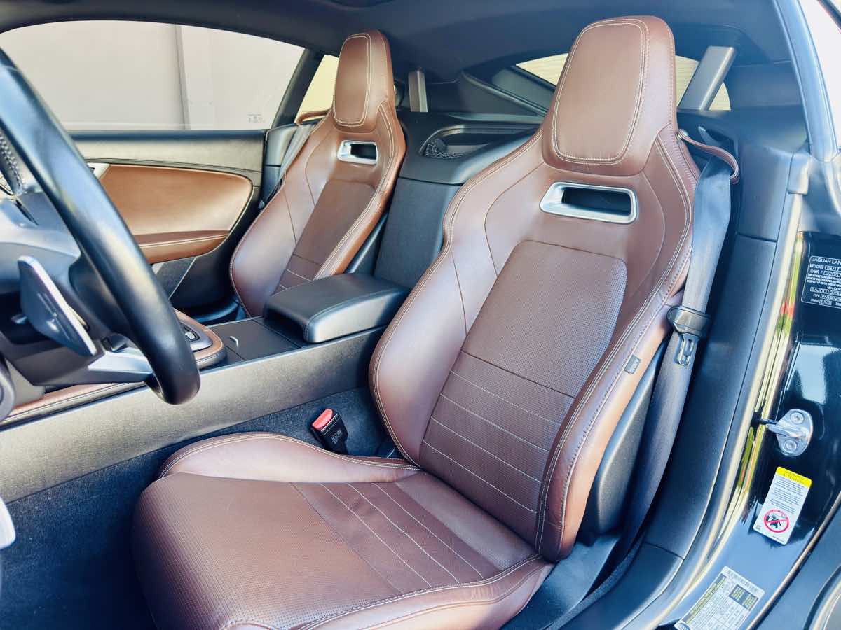 2018 Jaguar F-TYPE Base photo 33