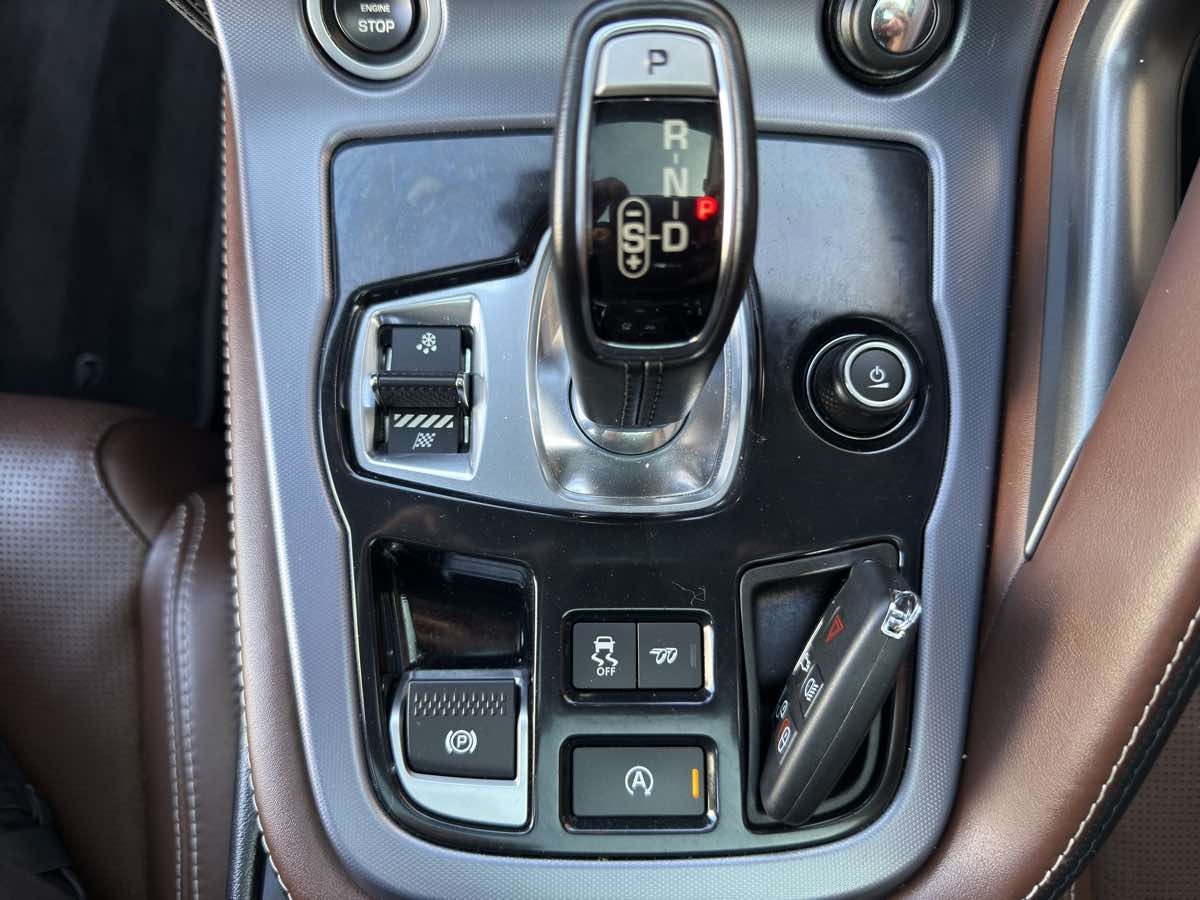 2018 Jaguar F-TYPE Base photo 48