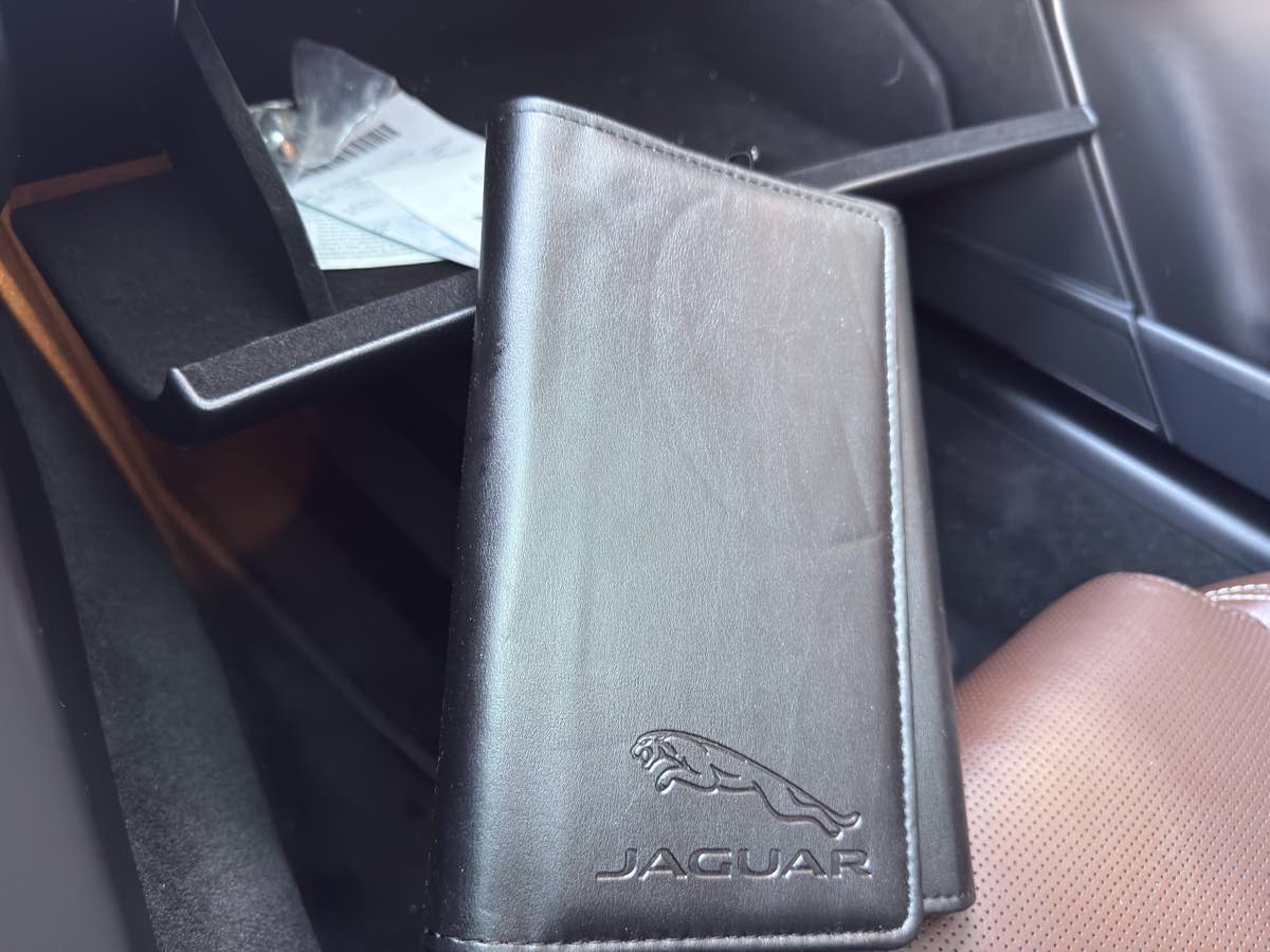 2018 Jaguar F-TYPE Base photo 49