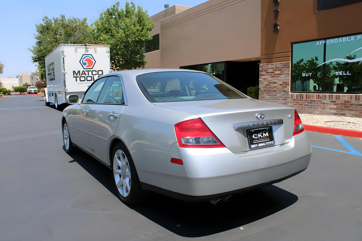 2003 Infiniti M45 photo 10