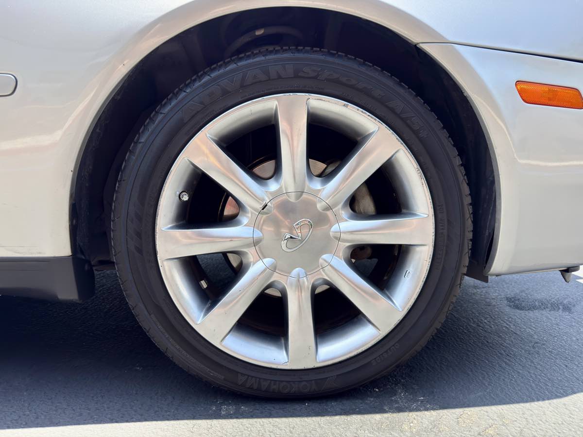 2003 Infiniti M45 photo 17