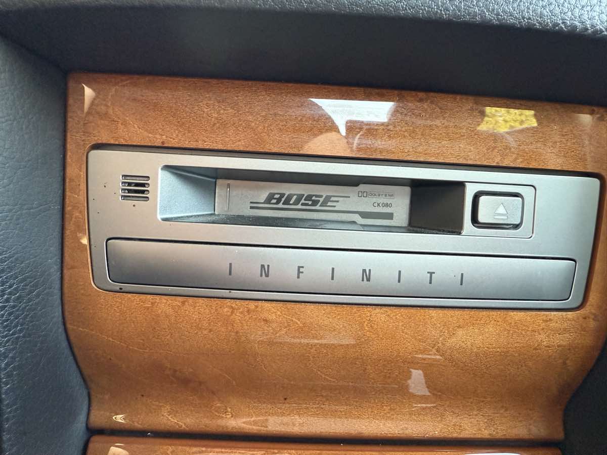 2003 Infiniti M45 photo 61