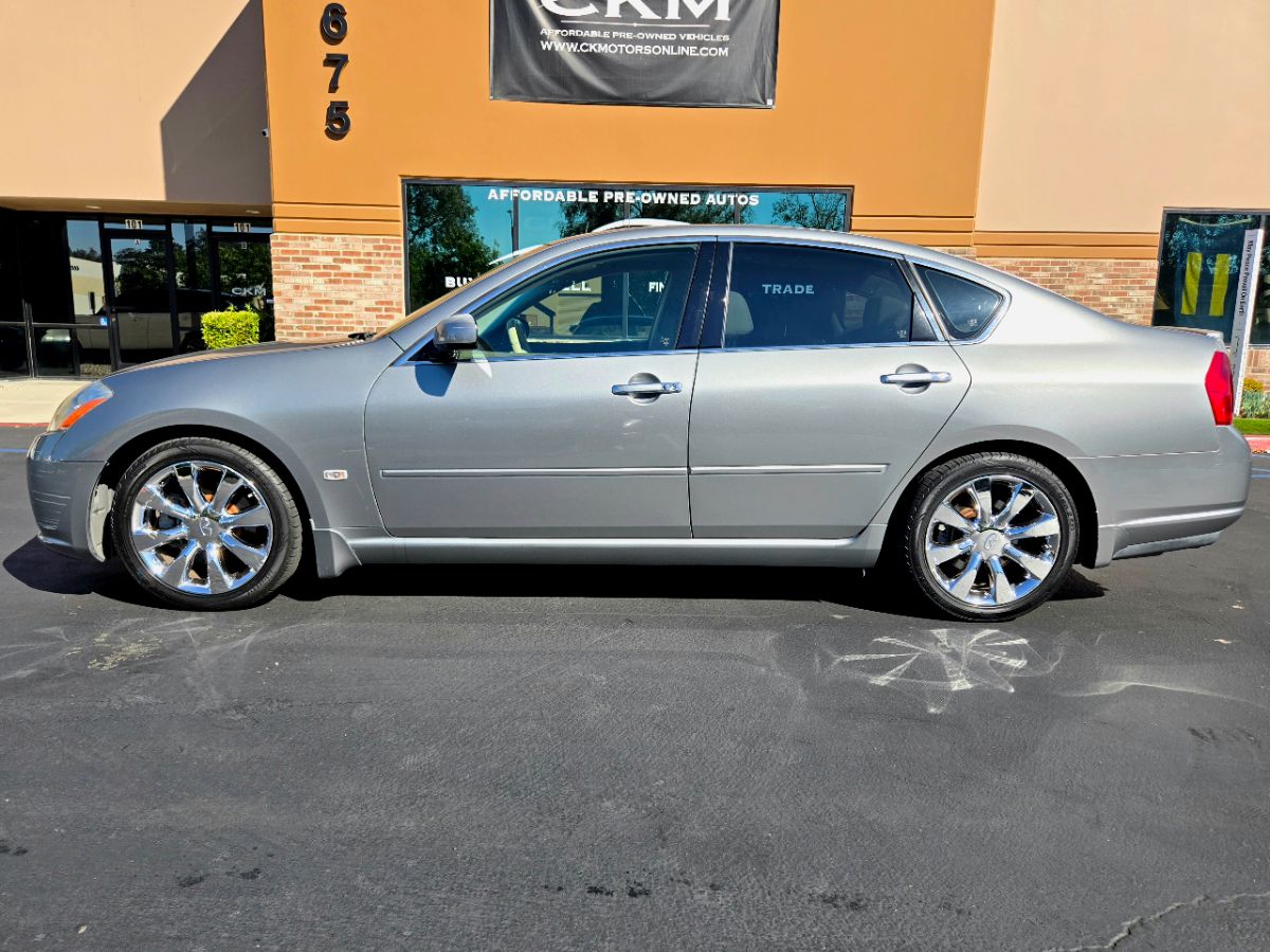 2007 Infiniti M45 photo 9
