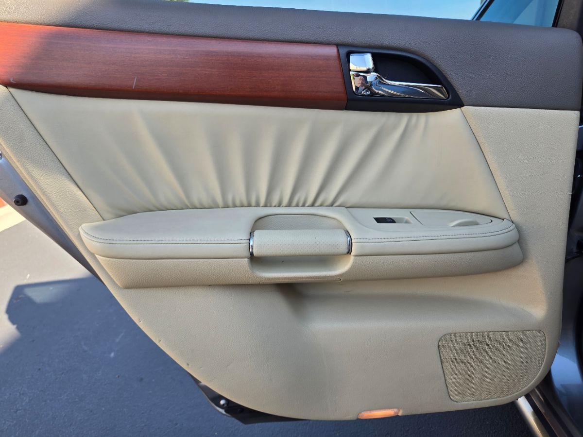 2007 Infiniti M45 photo 36