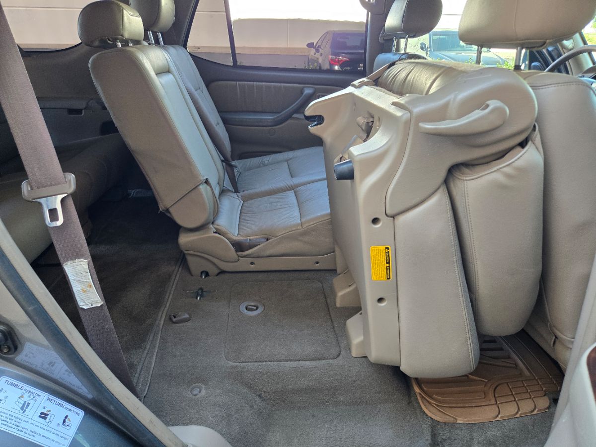 2004 Toyota Sequoia Limited photo 48