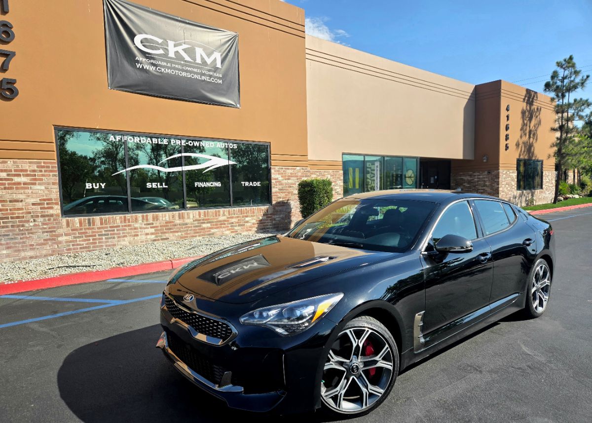 2020 Kia Stinger GT photo 2